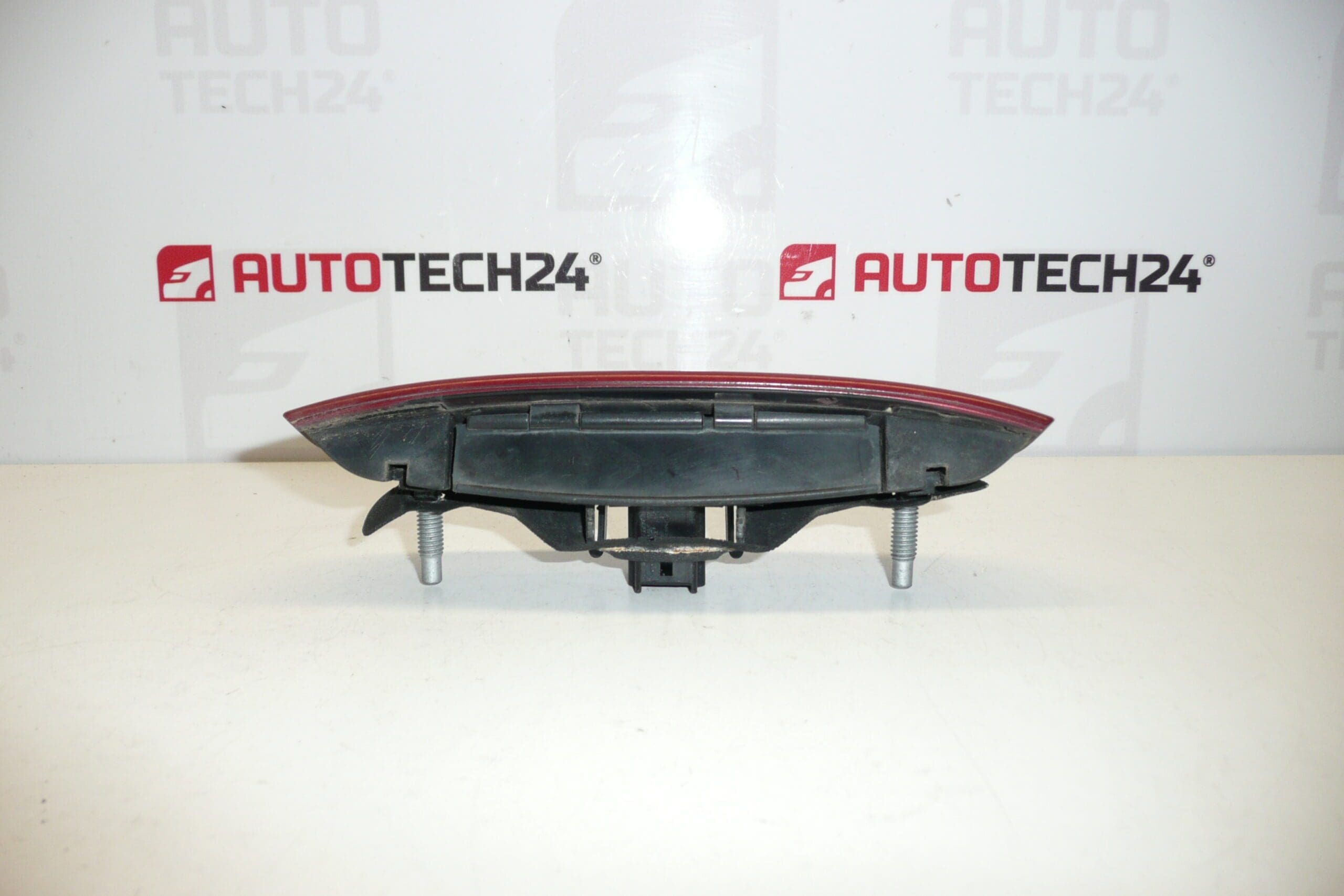 Pega da tampa Citroën C4 C5 II vermelho 9649858777