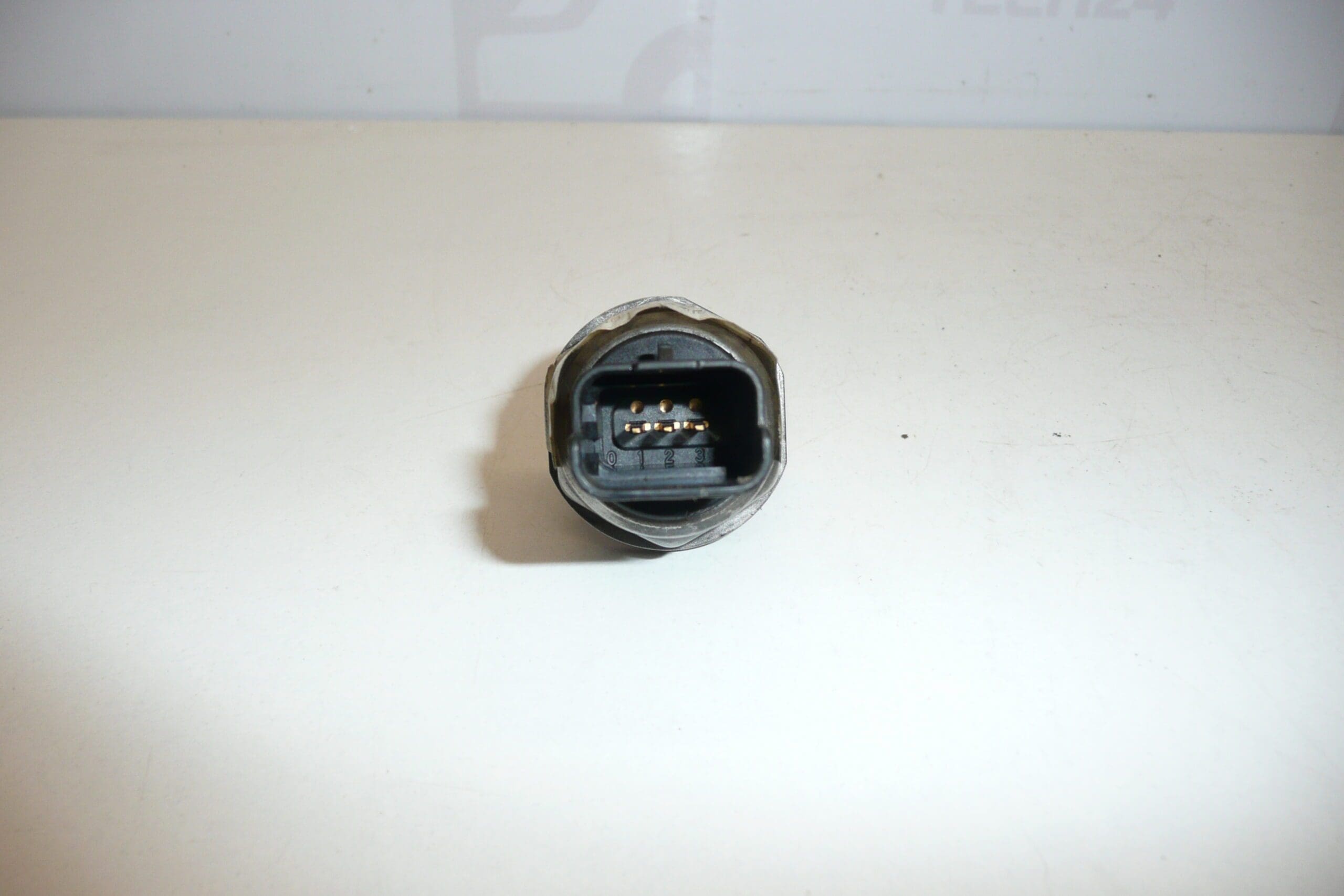 Sensor de pressão de combustível 1.6 HDI 9658227880 1920GW