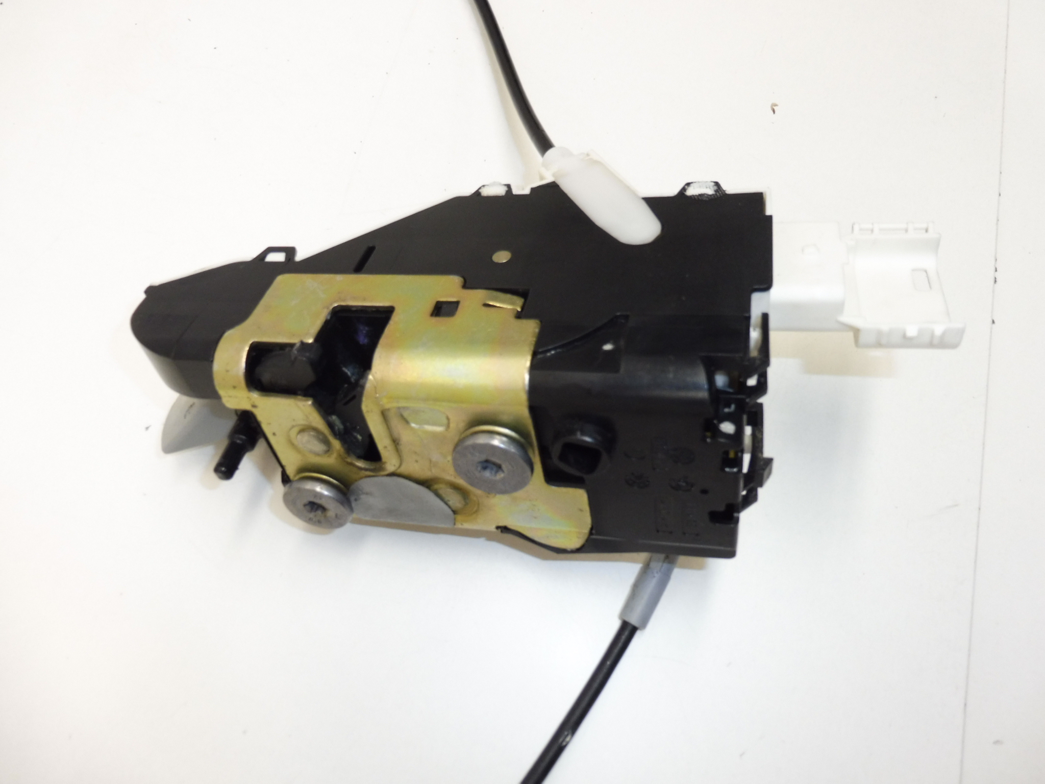 Fechadura da porta dianteira esquerda Citroën C4 9681331680 9135Z5