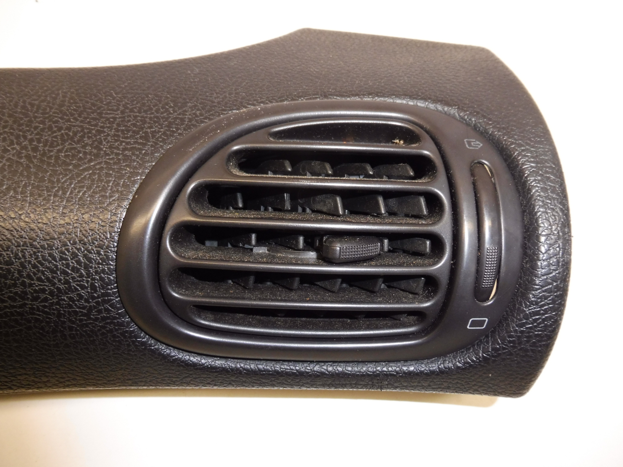 Airbag do passageiro Peugeot 206 96380421ZR 8220NR