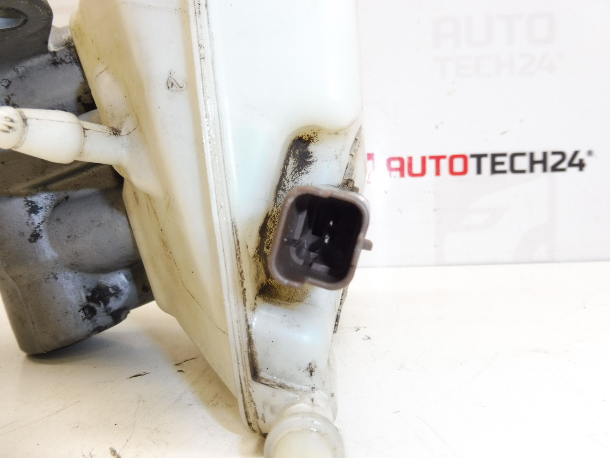 Cilindro mestre do freio ATE Citroën Peugeot 9654002180 4601T1 4635C2