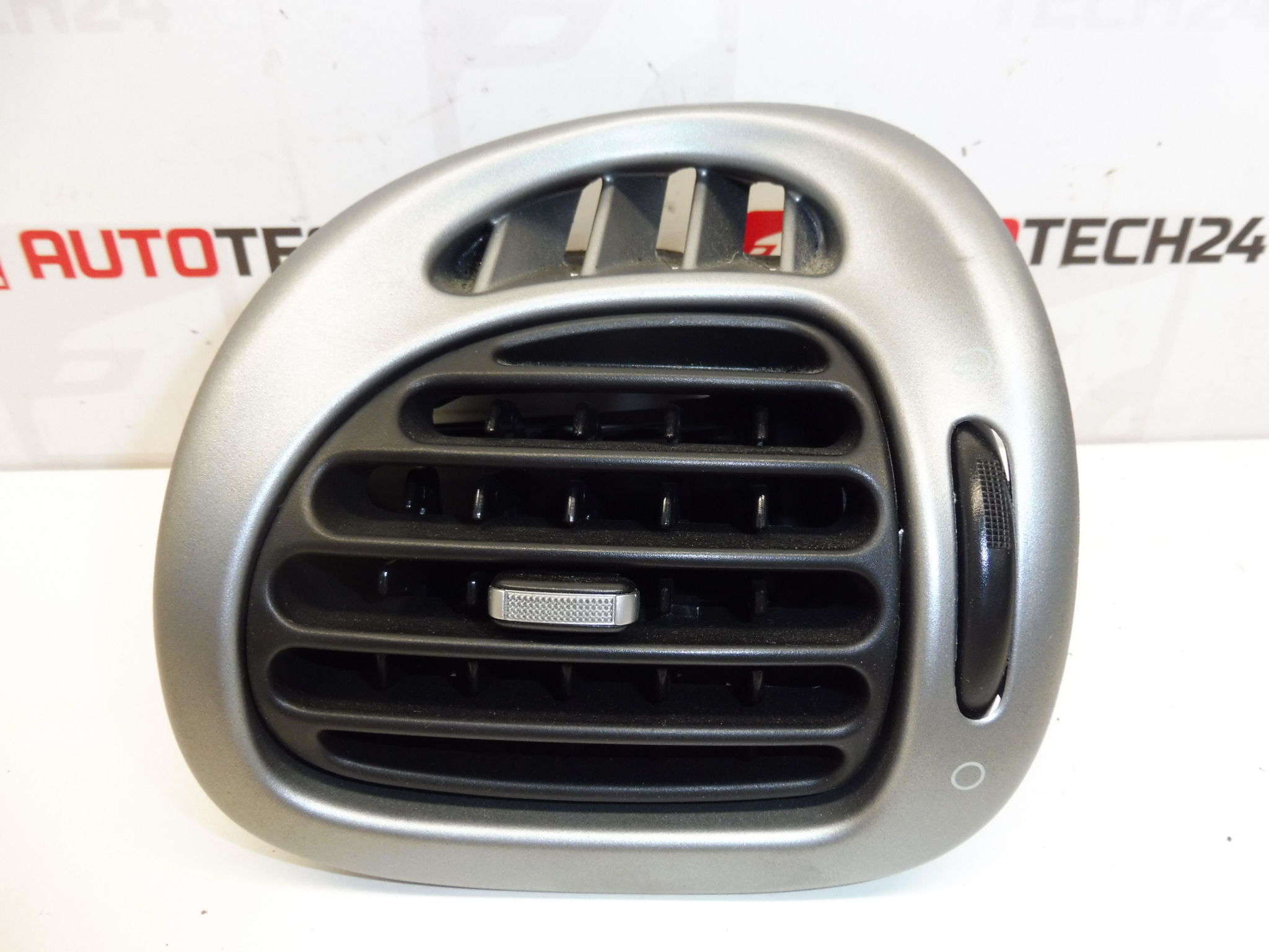 Saída de ar HTG Citroën Xsara Picasso 9631280177 8264AT