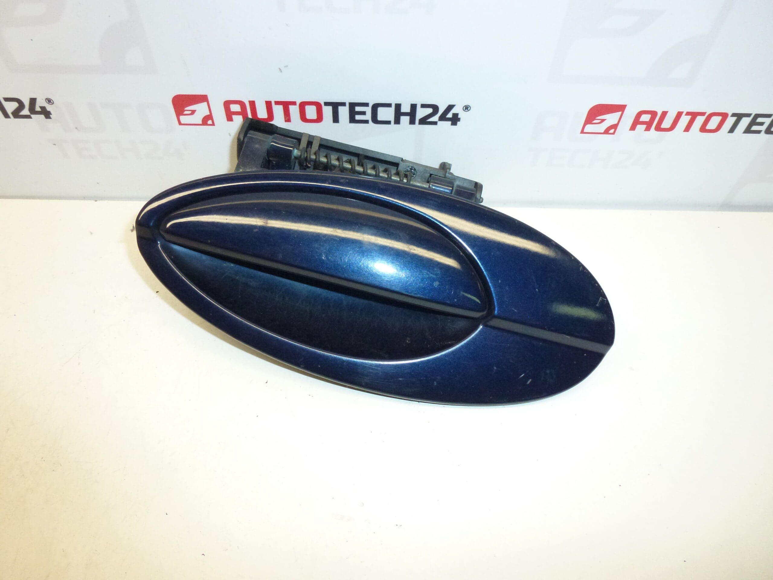 Puxador da porta traseira esquerda Citroën C5 I e II 9631831077 9101S7 KPKD