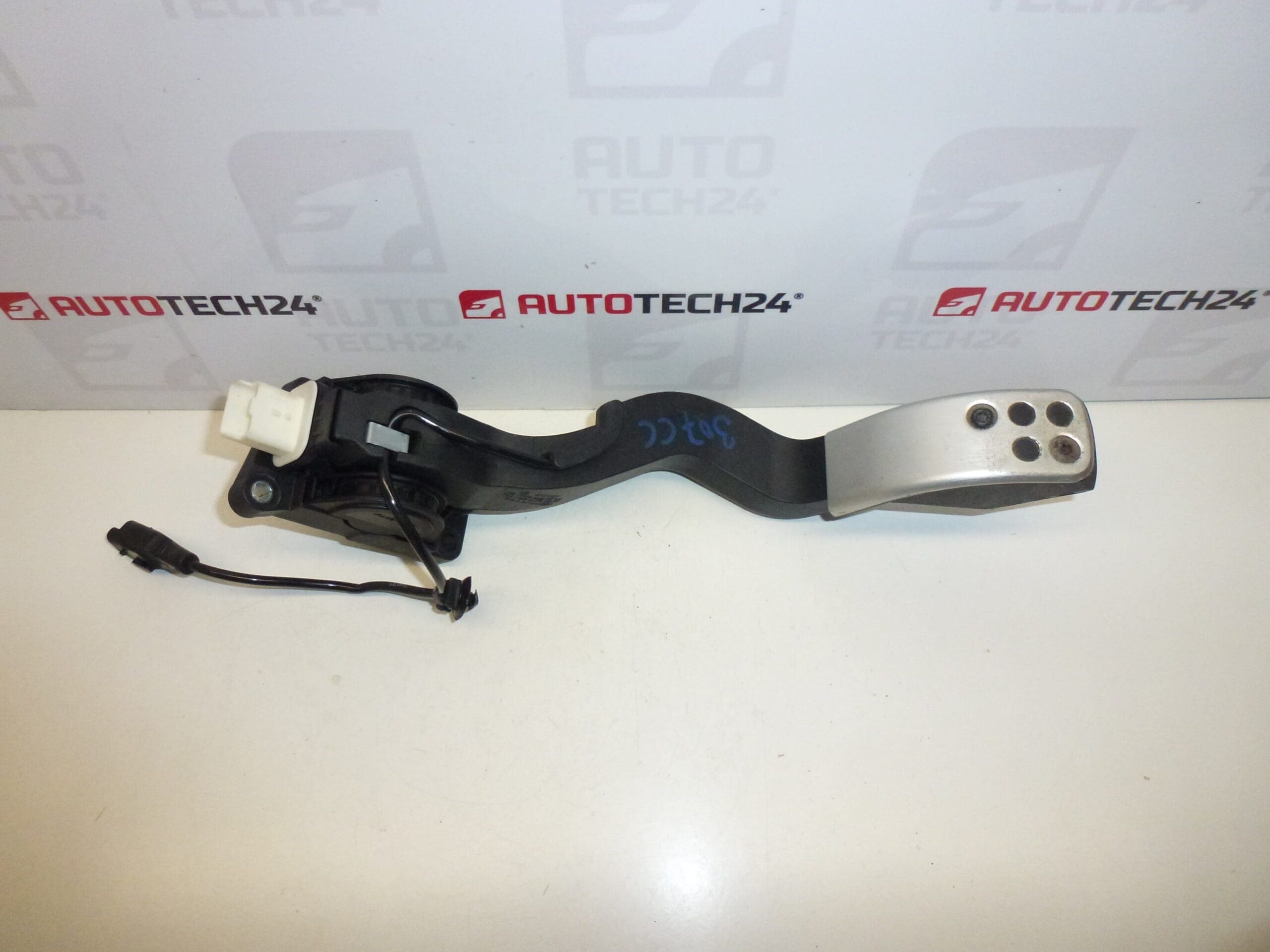 Pedal do acelerador Peugeot Bosch 0280755046 9657395877 1601R2