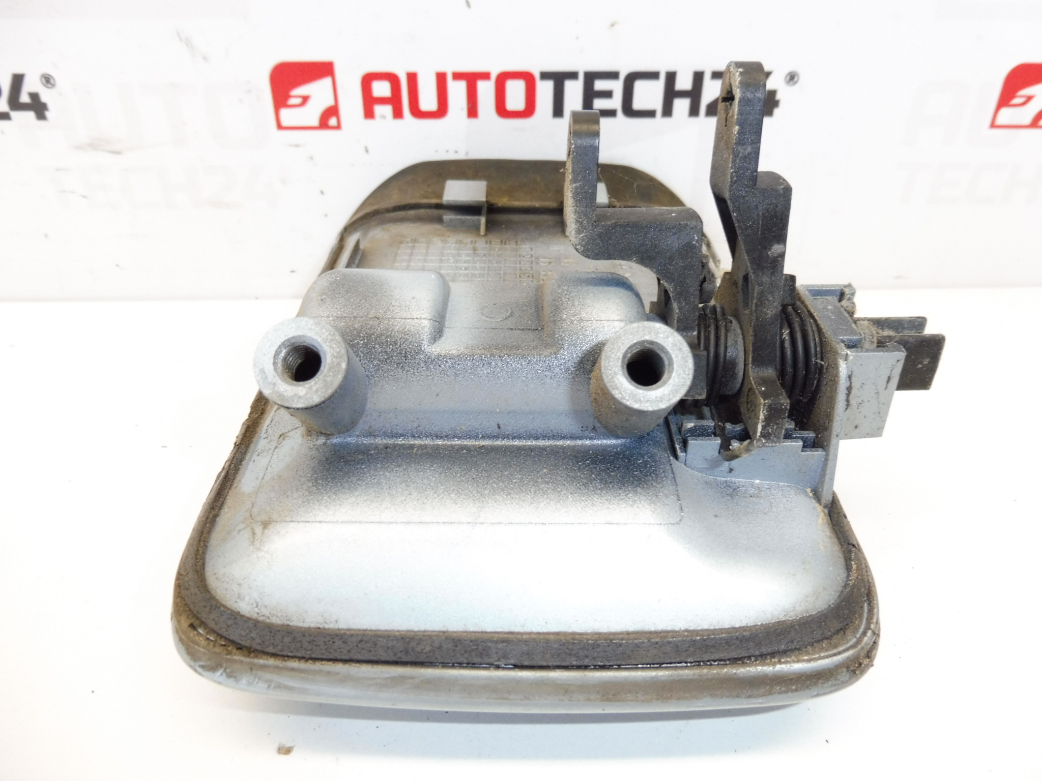 Puxador externo da porta traseira esquerda Citroën Berlingo II 9639225577 9101CG