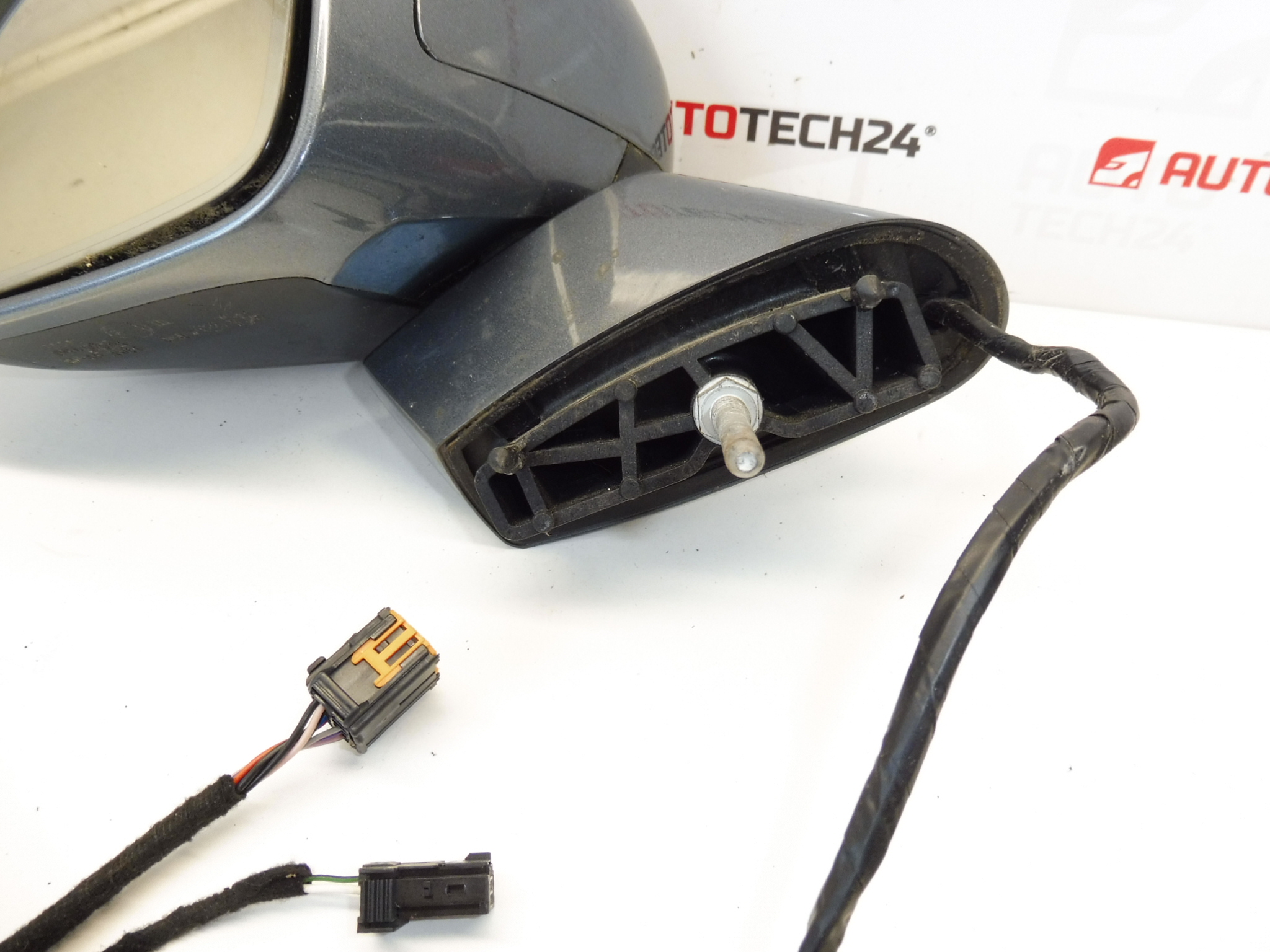 Retrovisor esquerdo KTHB Citroën C5 X7 967275289H 8153SR