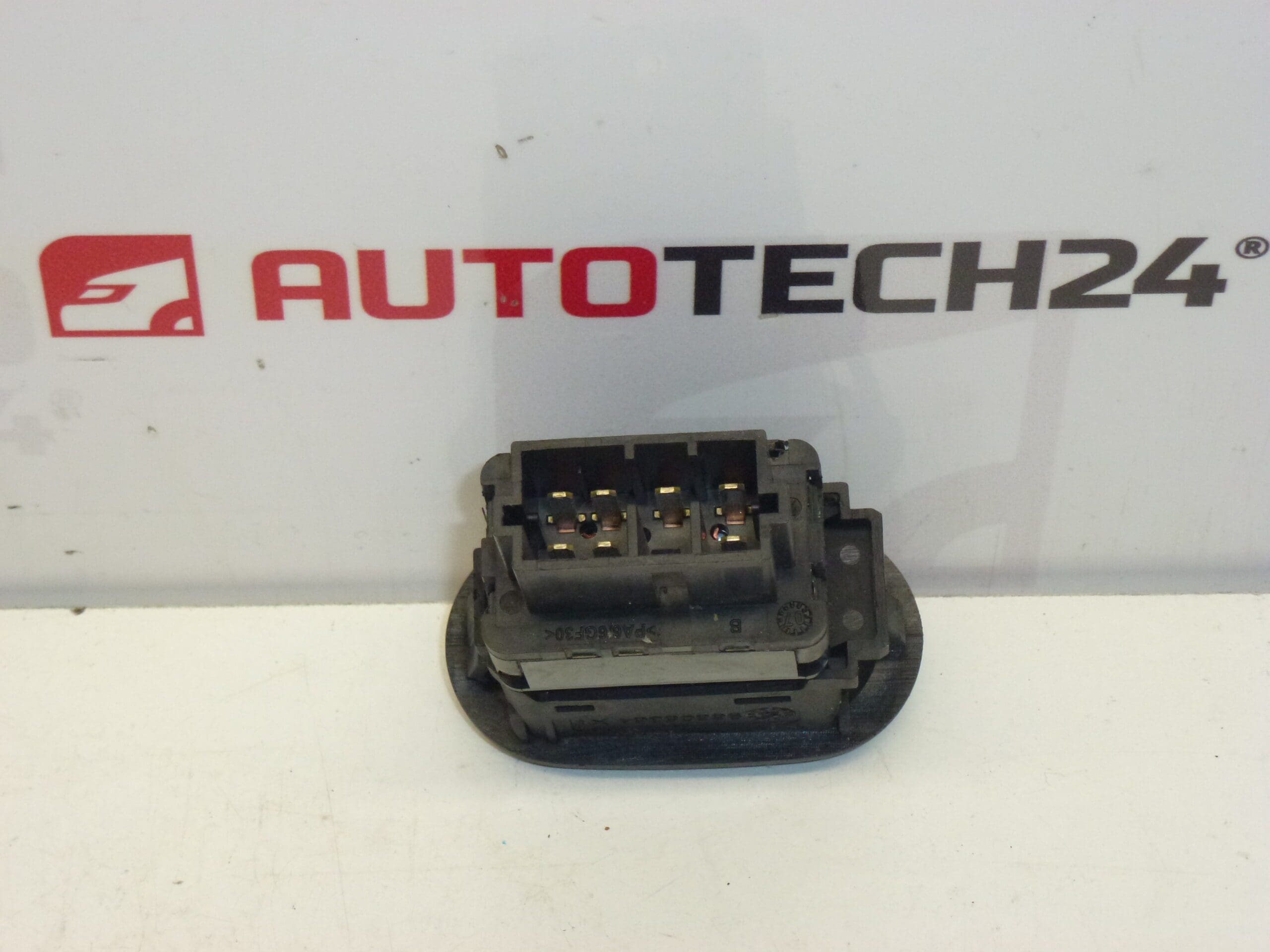 Controle de janela Citroën C2 C3 96605364XT 6554QX