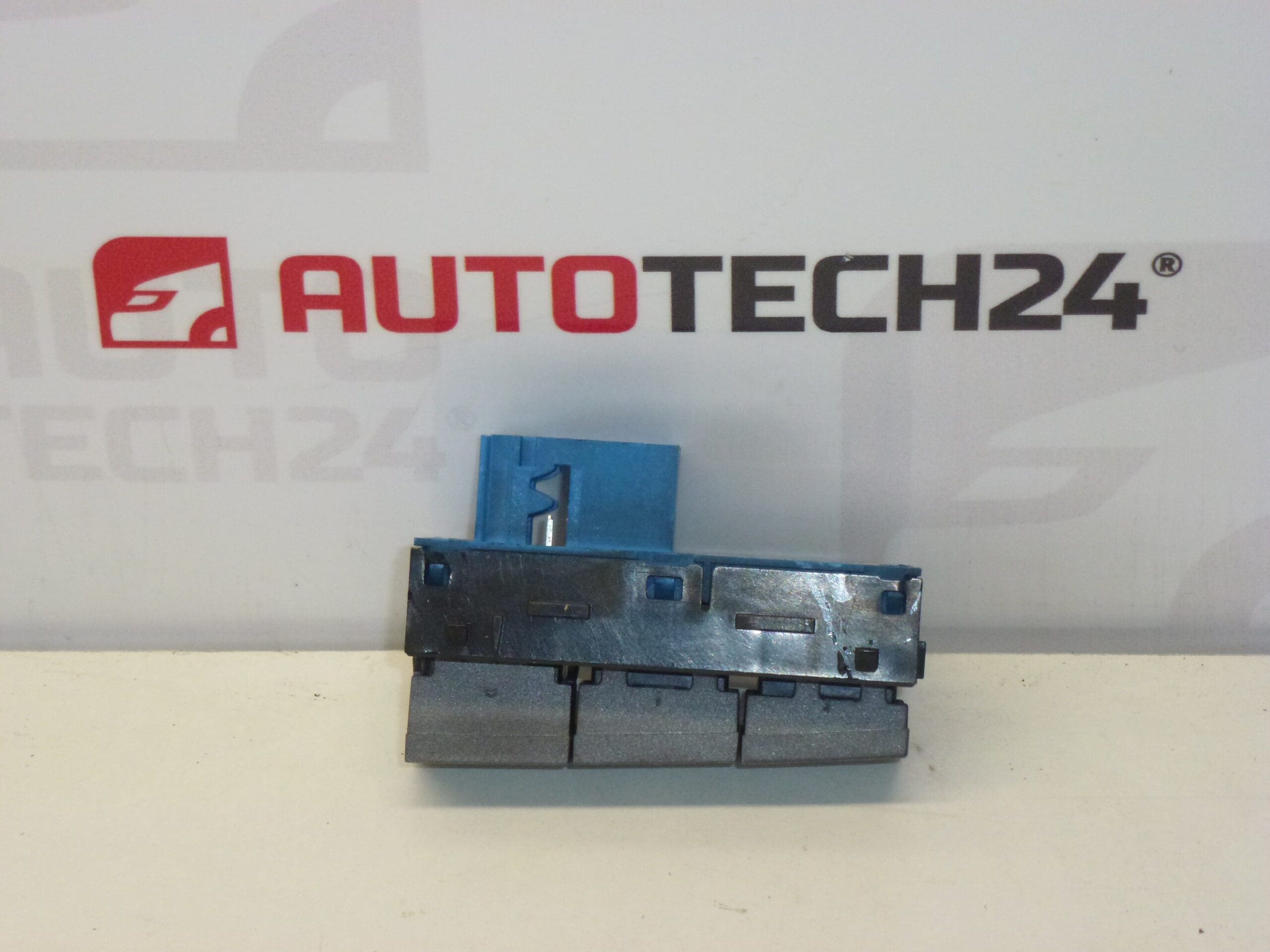 Interruptor ESP, central Citroën C5 II 96498318YW 6554JG