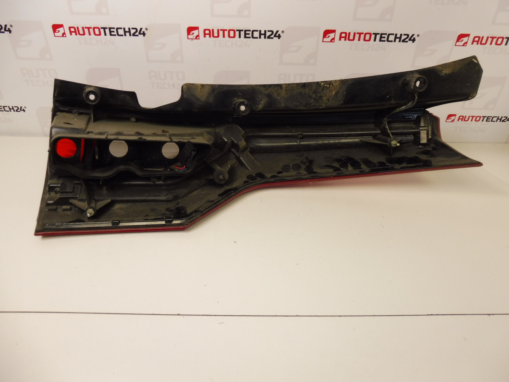 Lâmpada traseira esquerda Citroën C4 GRAND Picasso 6350AC