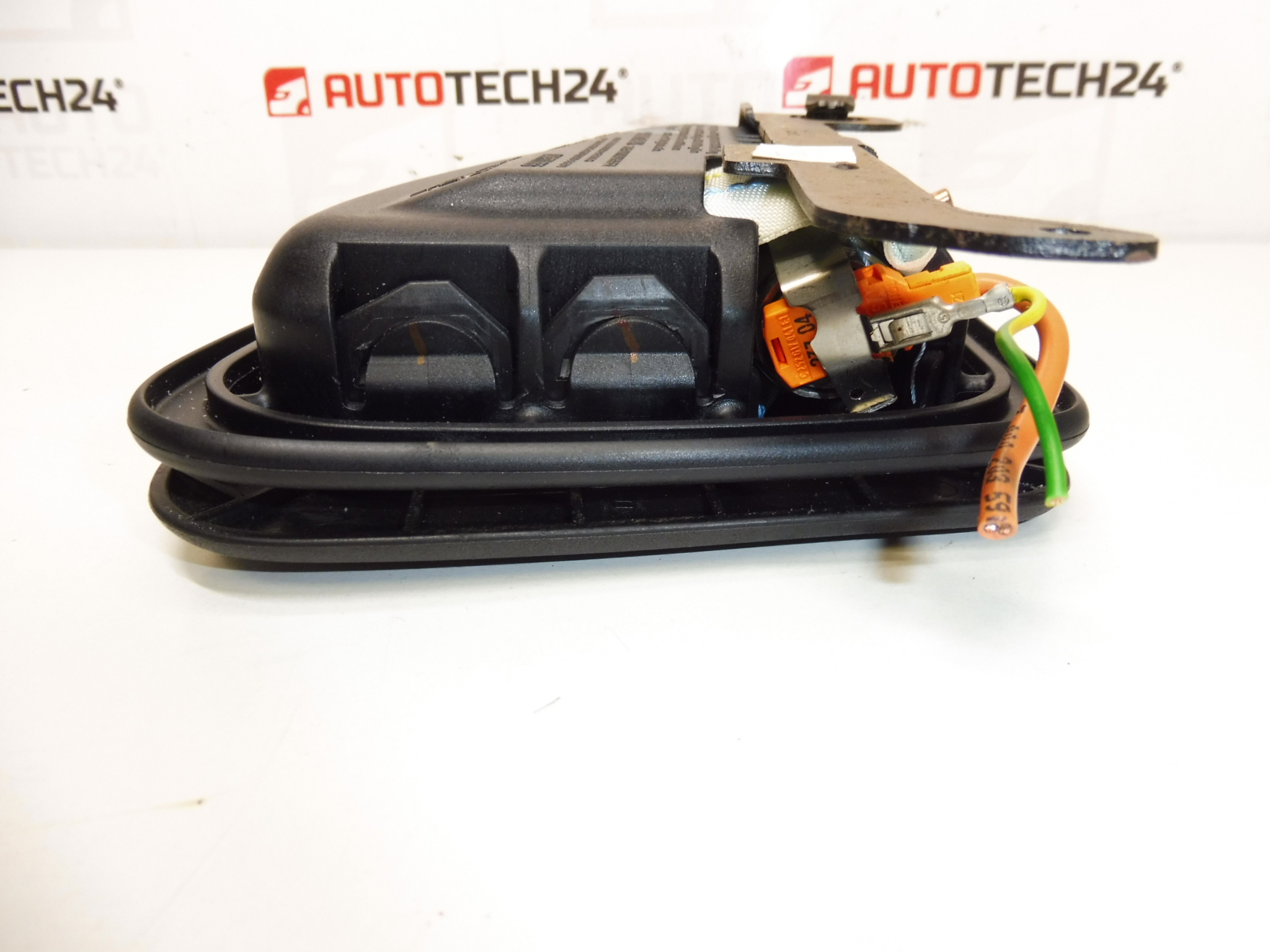 Airbag do assento direito Peugeot 307 CC 96457586ZR 8216Z1