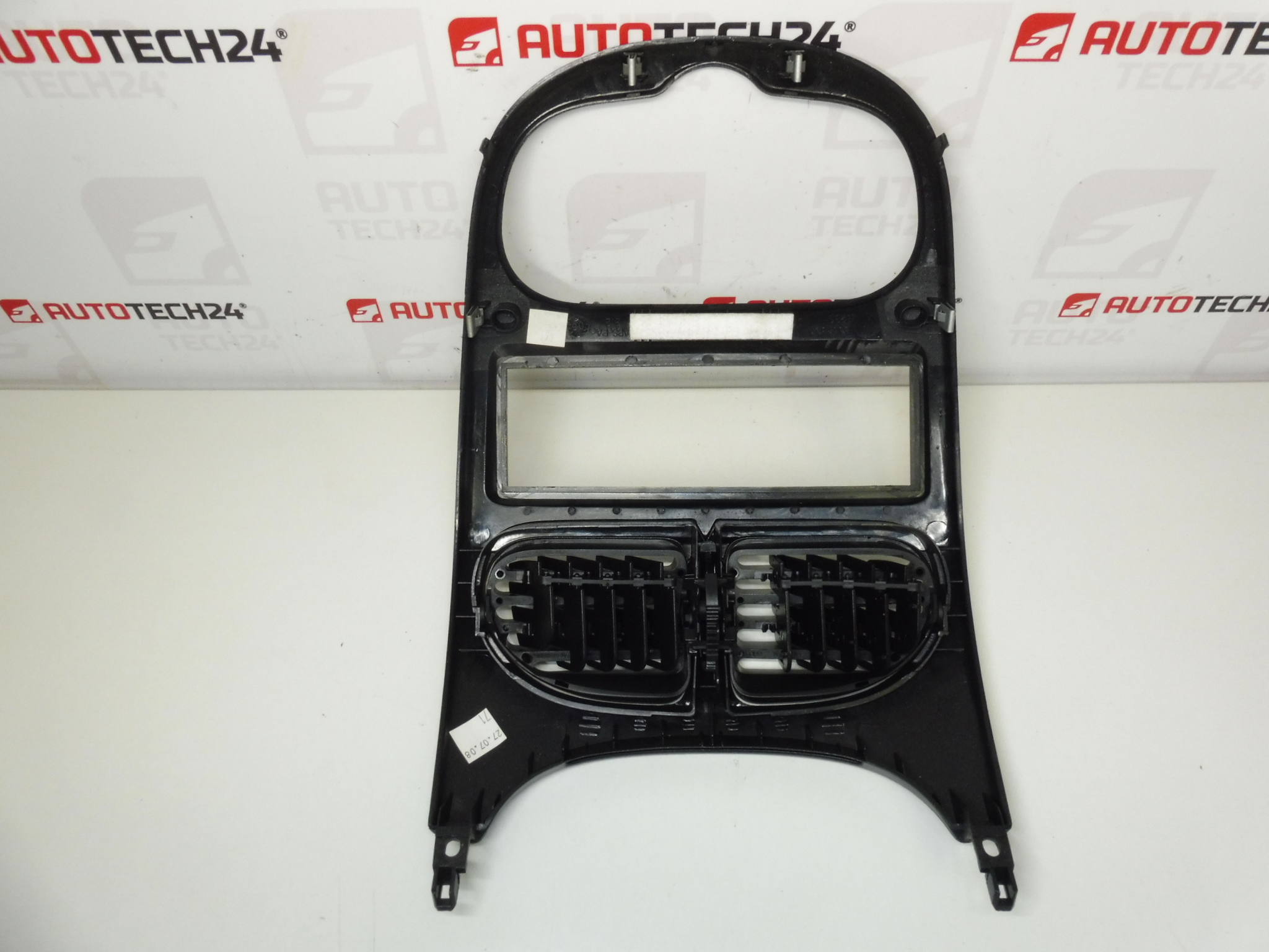 Quadro de rádio Peugeot 206 com ventiladores 8211C5