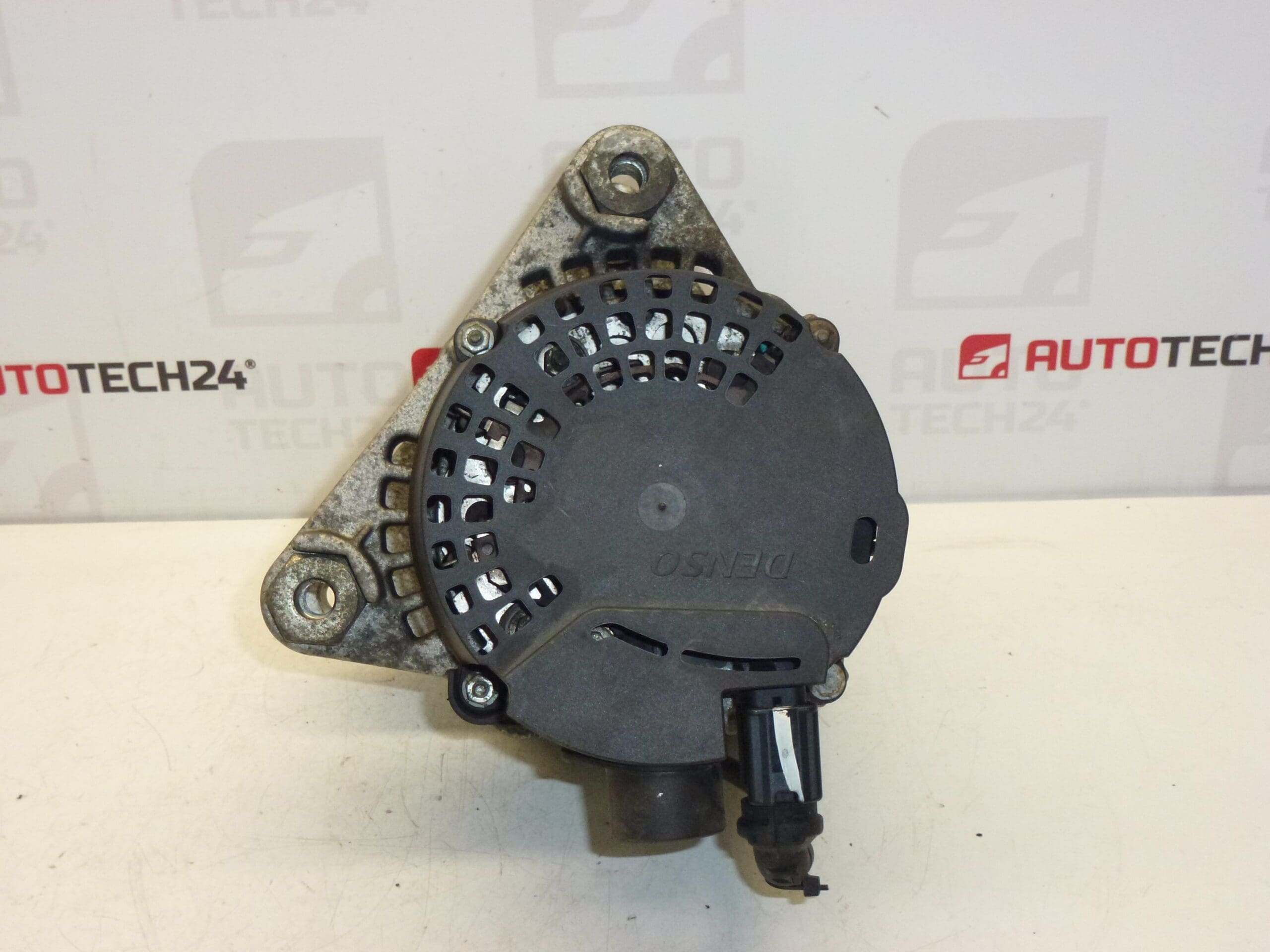 Alternador Citroën Peugeot C8+ 9688237380 1608066080