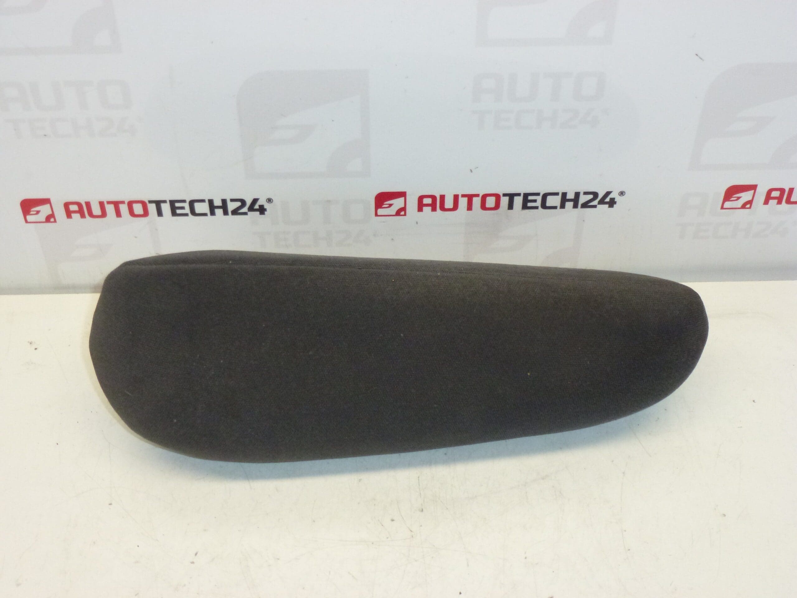Apoio de braço esquerdo Citroën Peugeot 8830X8