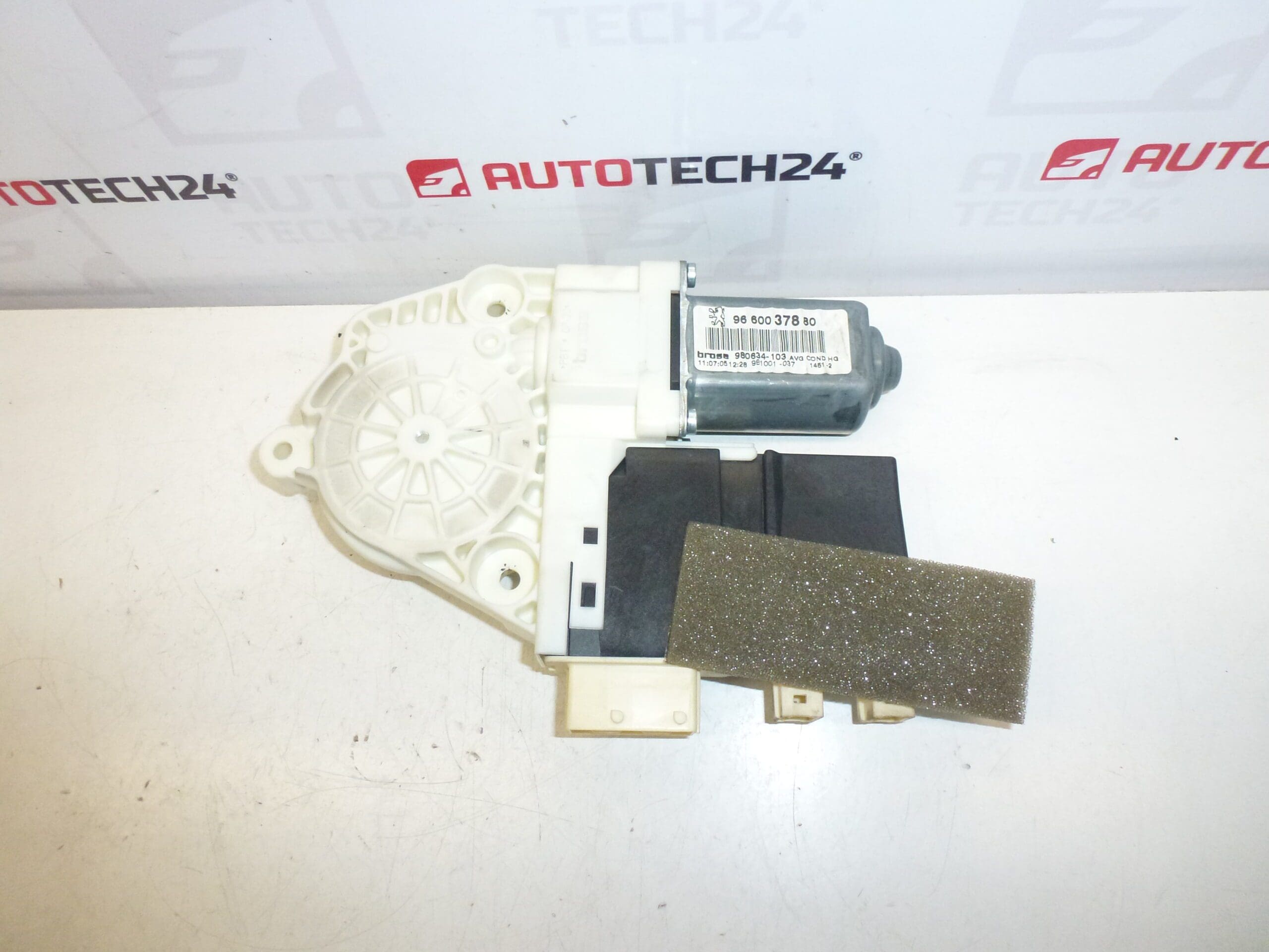 Motor Peugeot 307 CC Janela Esquerda 9660037880 9221CN