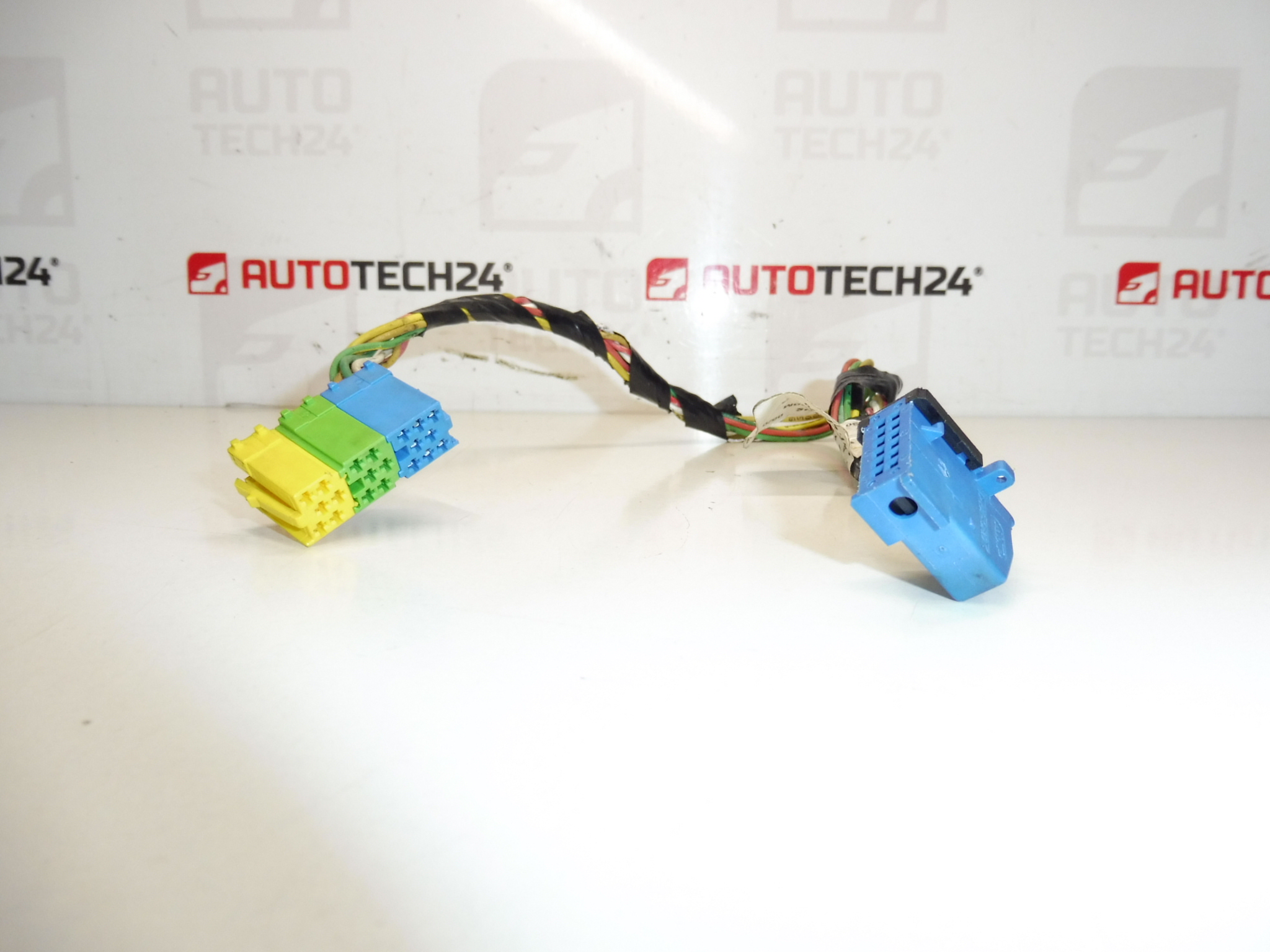 Arnês do trocador de CD Citroen Peugeot 9642532680