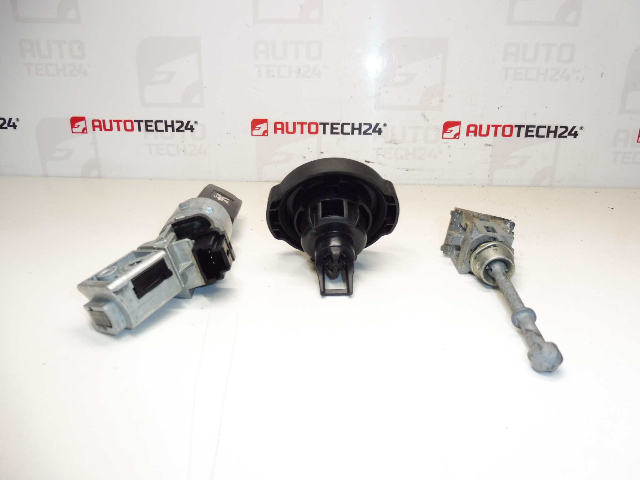 Conjunto de fechadura com uma chave Peugeot 3008 5008 4162SX 4162KF 4162XT