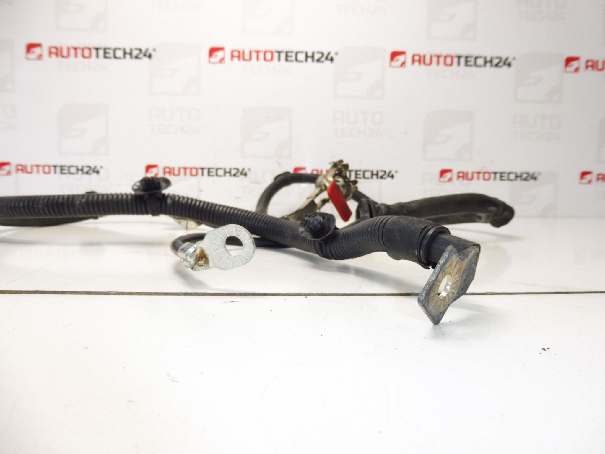 Cabo positivo de bateria automotiva Citroën Peugeot 1.6 16V NFU 9661254680 9655593580 5642GV