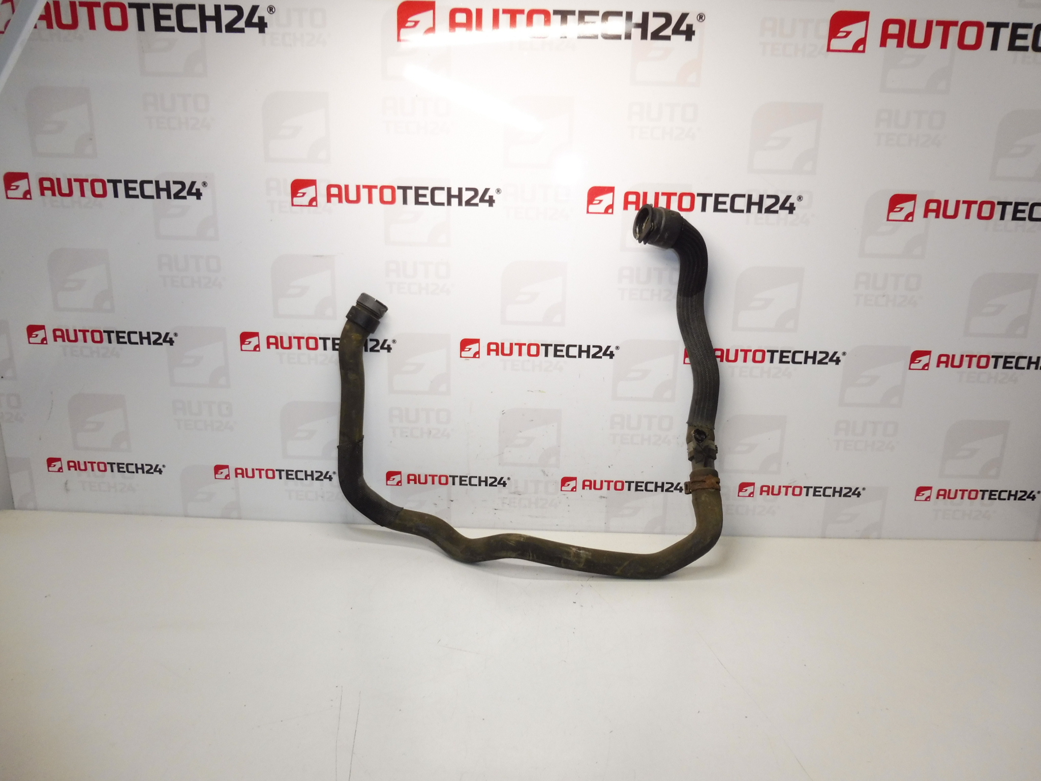 Mangueira de água Citroën Peugeot 1.4 VTI 1.6 VTI 135201 1351NG