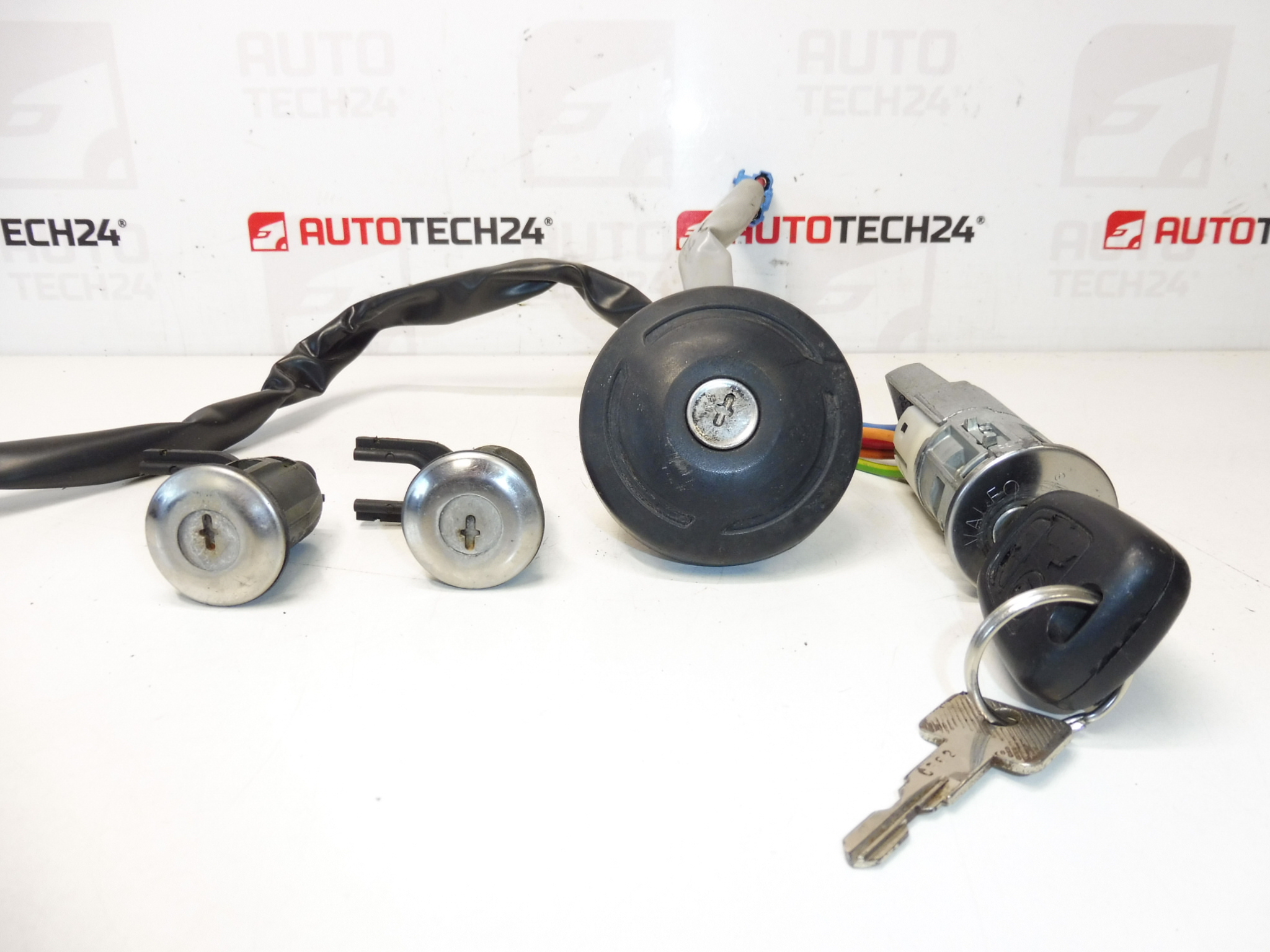 Conjunto de fechadura 1 chave Citroën Xsara Picasso 4162HK 4162FF