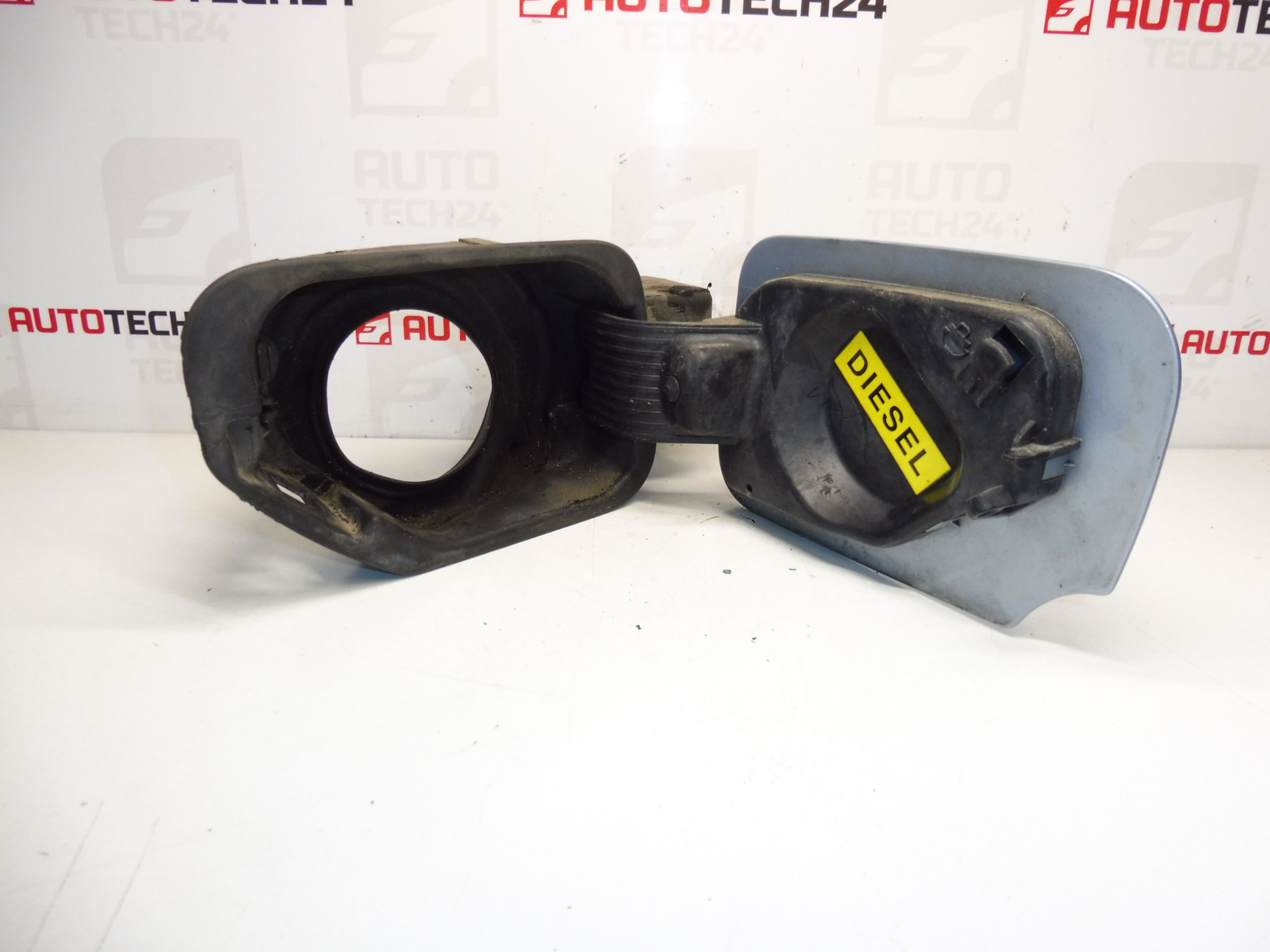 Tampa do tanque Peugeot 407 1517A6 151877 EYLC