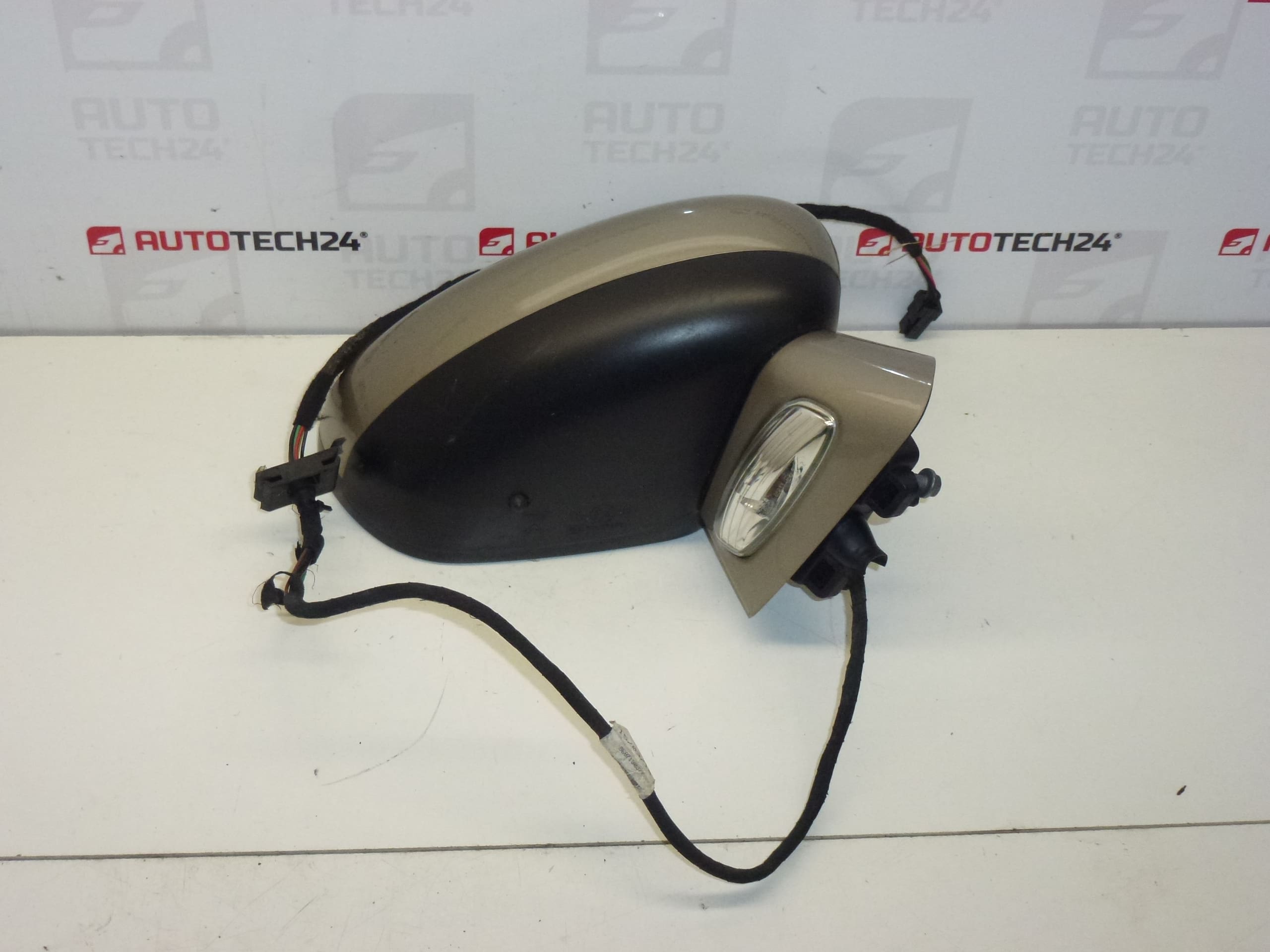 Retrovisor direito Citroën C4 KCH 9687130977 8154EH