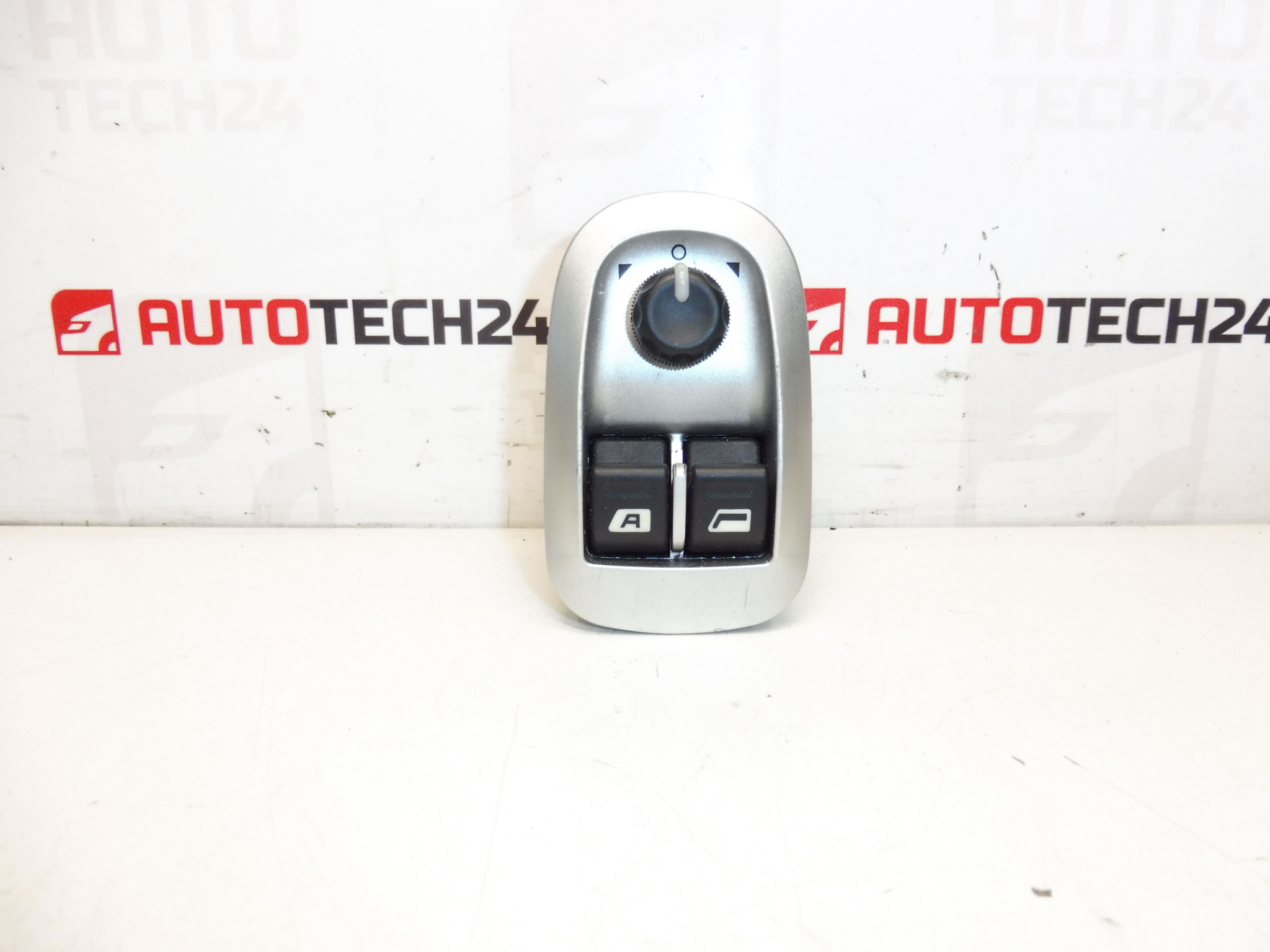 Controle de janela Peugeot 206+ 96316308XT 6490J0