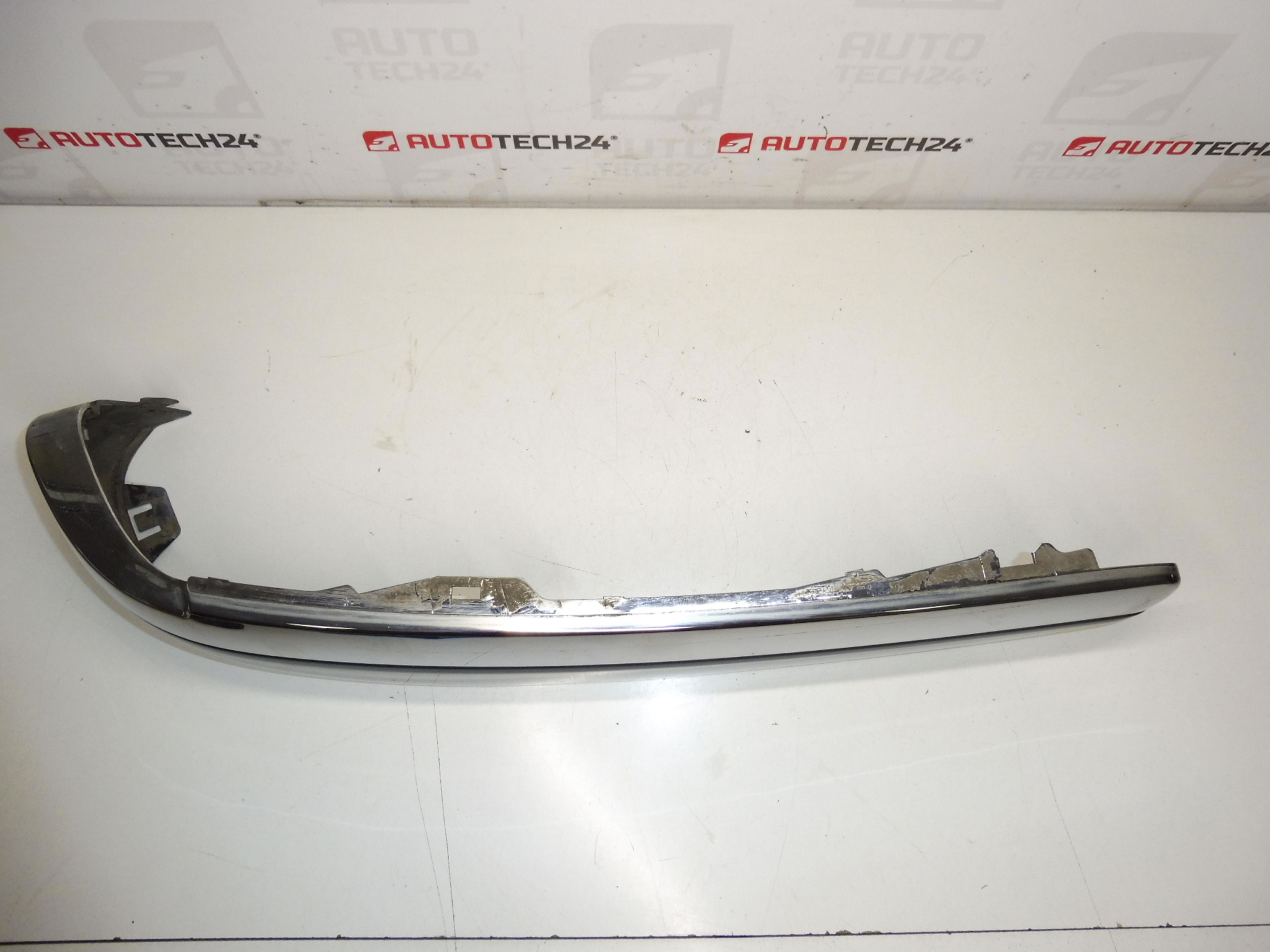 Barra direita com pára-choque traseiro cromado Citroën C8 Peugeot 807 EZW 7452RT