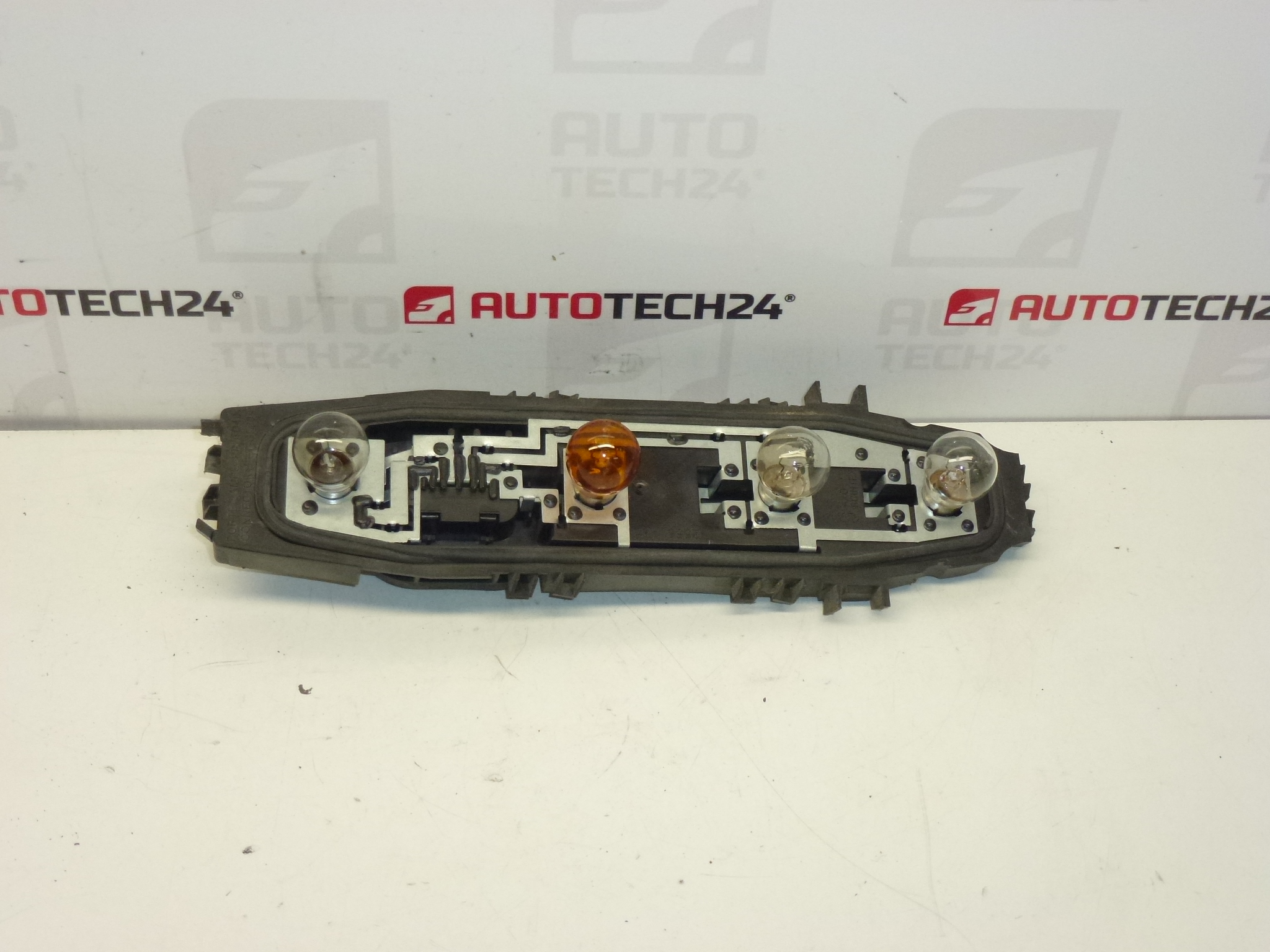 Base da lâmpada traseira Citroën C3 6350Q3, 6351Q3, 6350X5, 6351X5