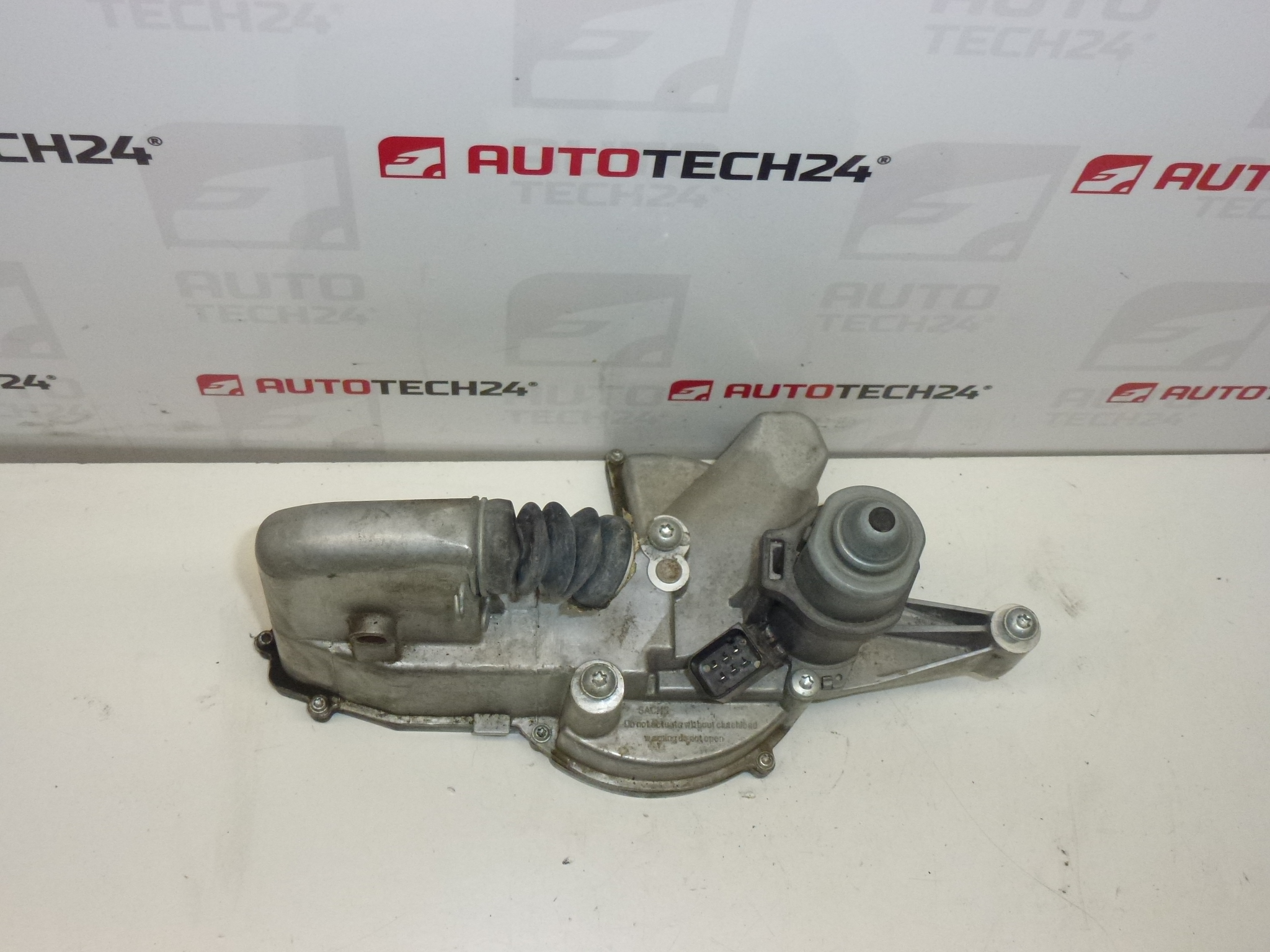 Atuador da embreagem SENSODRIVE Citroën C2 C3 3981000089 218252