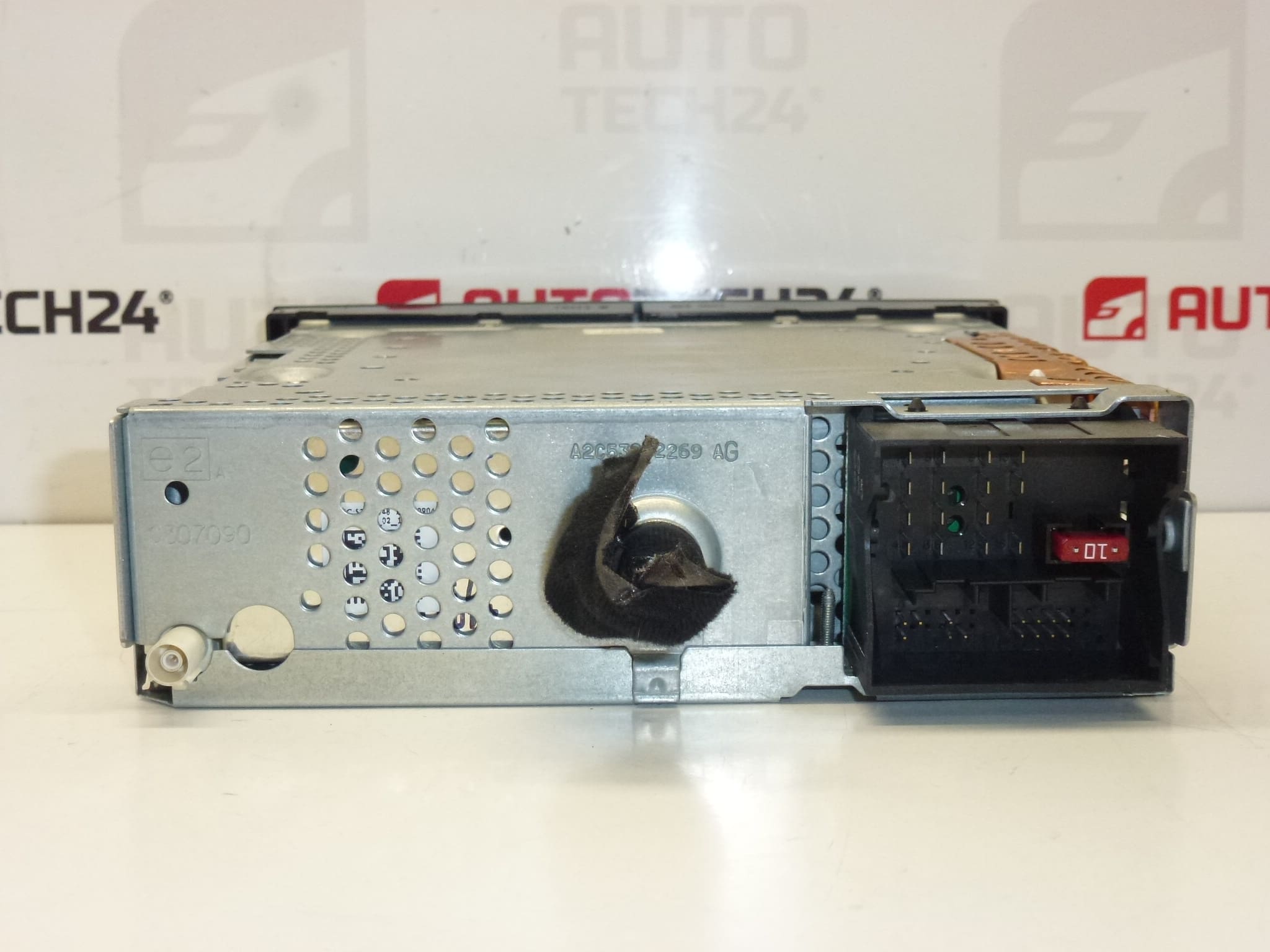 Auto-rádio com CD MP3 Citroën Peugeot 96643698XT 657919