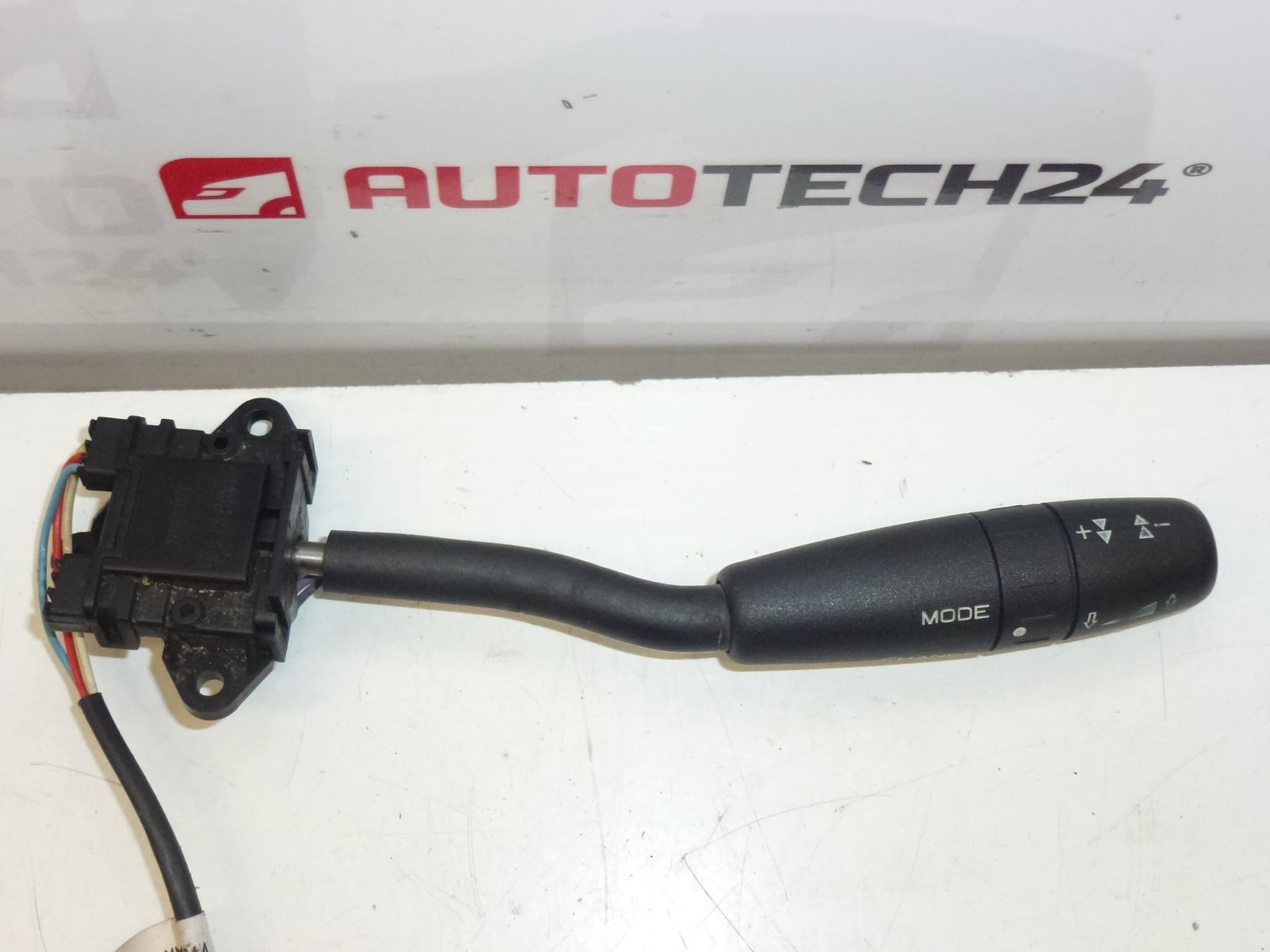 Driver de rádio Citroën Peugeot 96343806ZL 6239J9