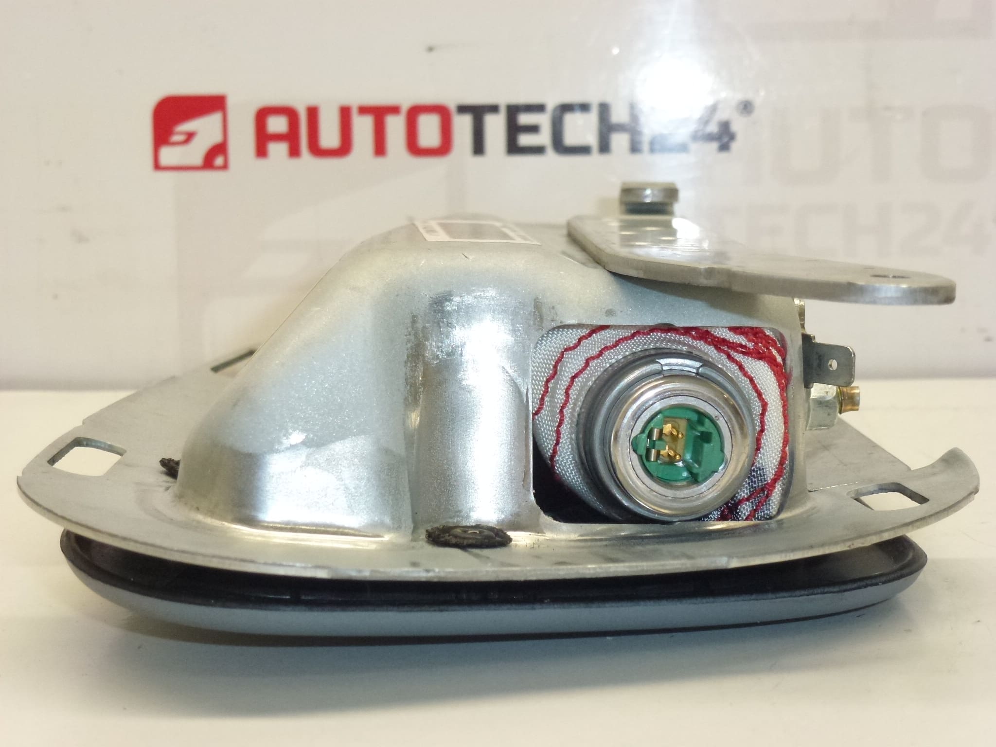 Airbag do banco cinza claro direito Citroën C2 C3 96462516LT 8216Q7