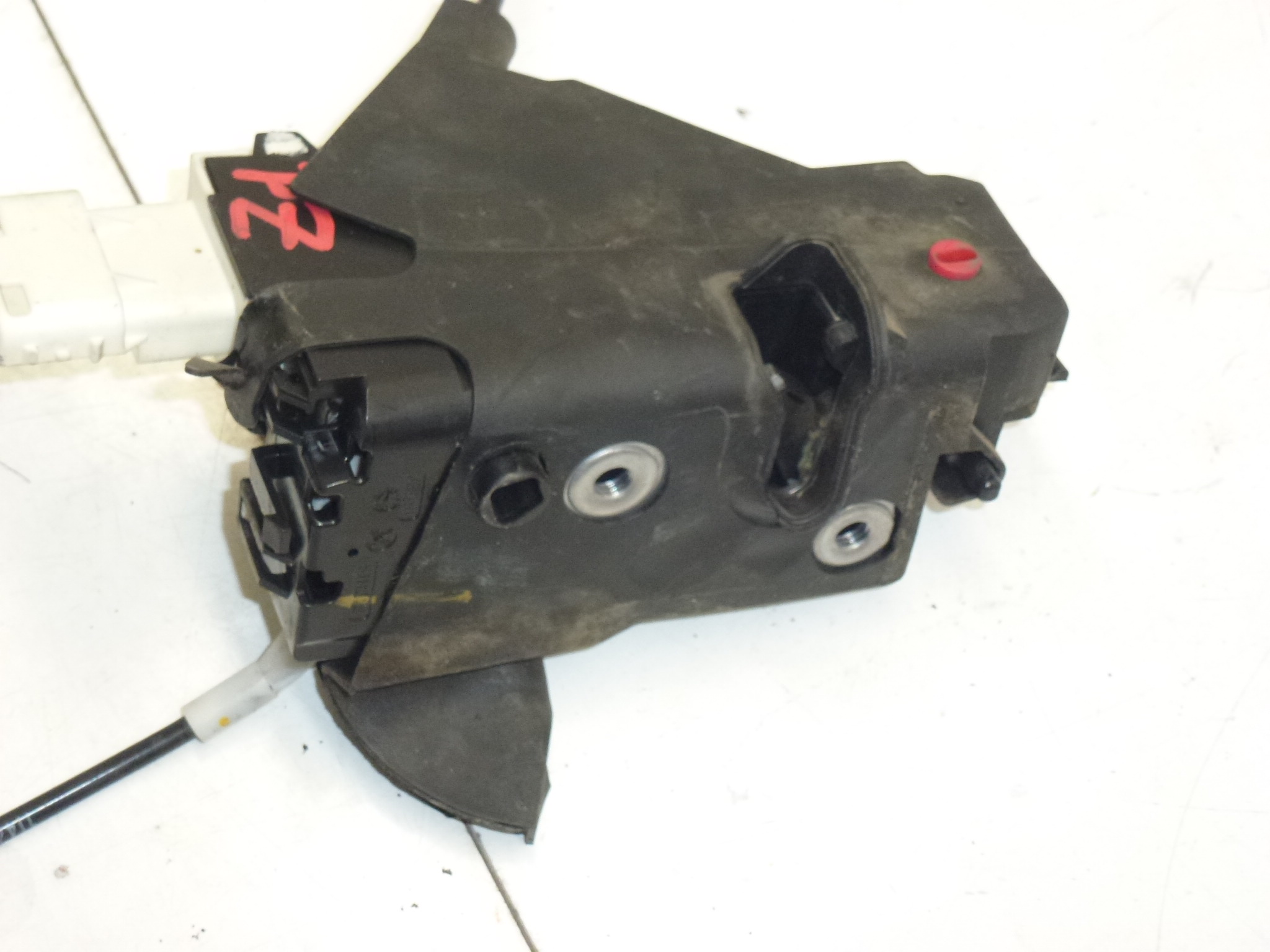 Fechadura da porta traseira direita Peugeot 407 9686691880 9138V0