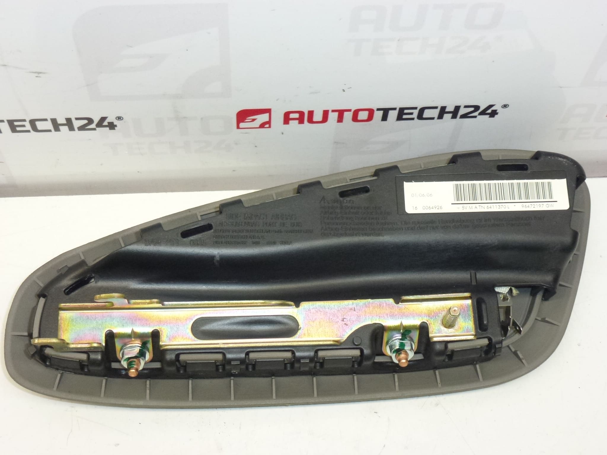 Airbag esquerdo Citroën Xsara Picasso 96472197GW 8216S4