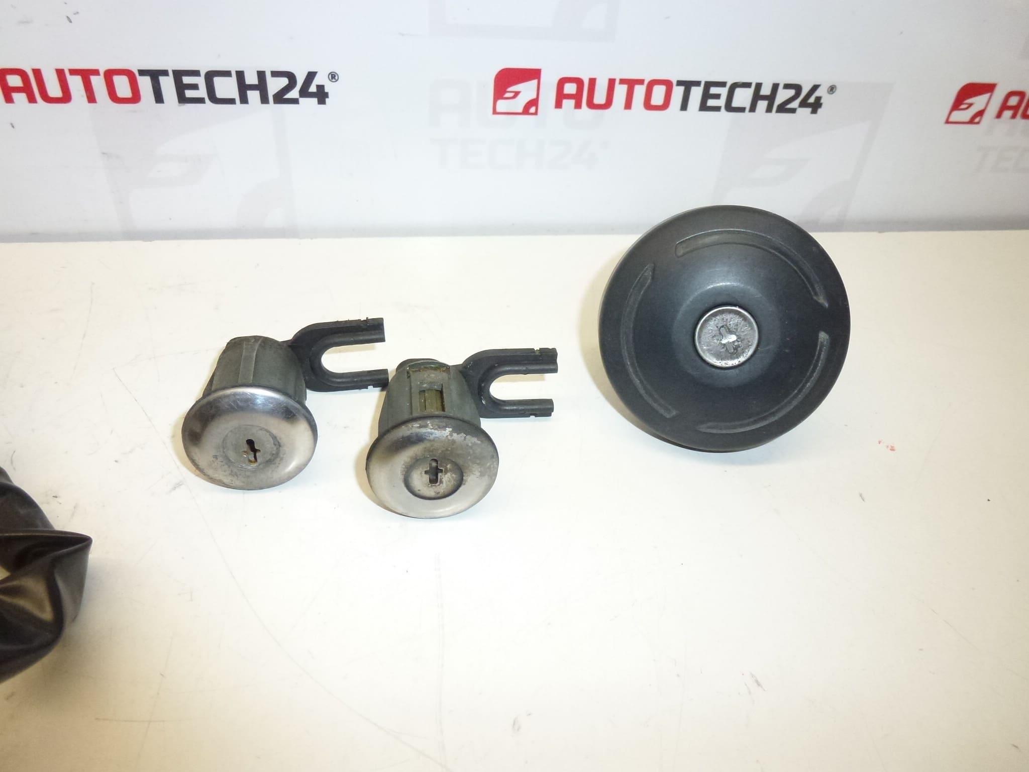 Conjunto de fechadura 2 chaves Citroën Xsara Picasso 4162HK 4162FF 4162CK