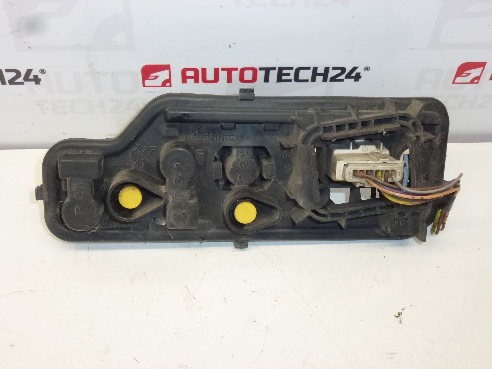 Tomada para farol traseiro esquerdo para Peugeot 307 SW 6350X2 6350X3