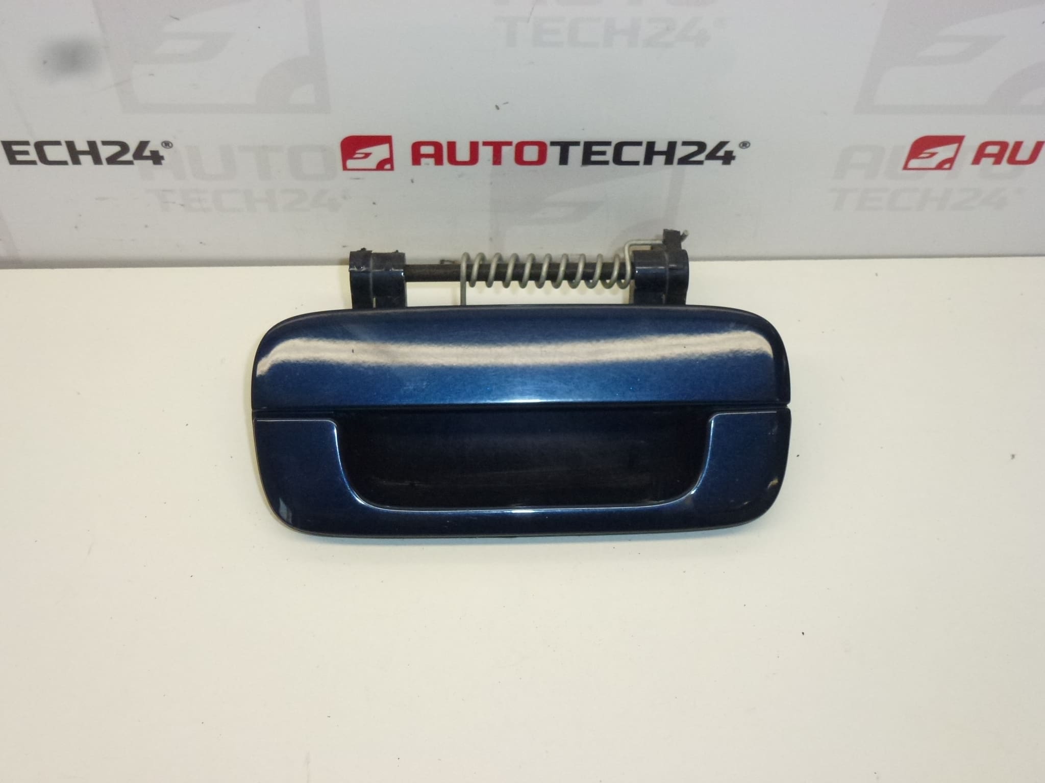 Maçaneta da porta traseira direita Peugeot KMPD 9101H5 9621859377