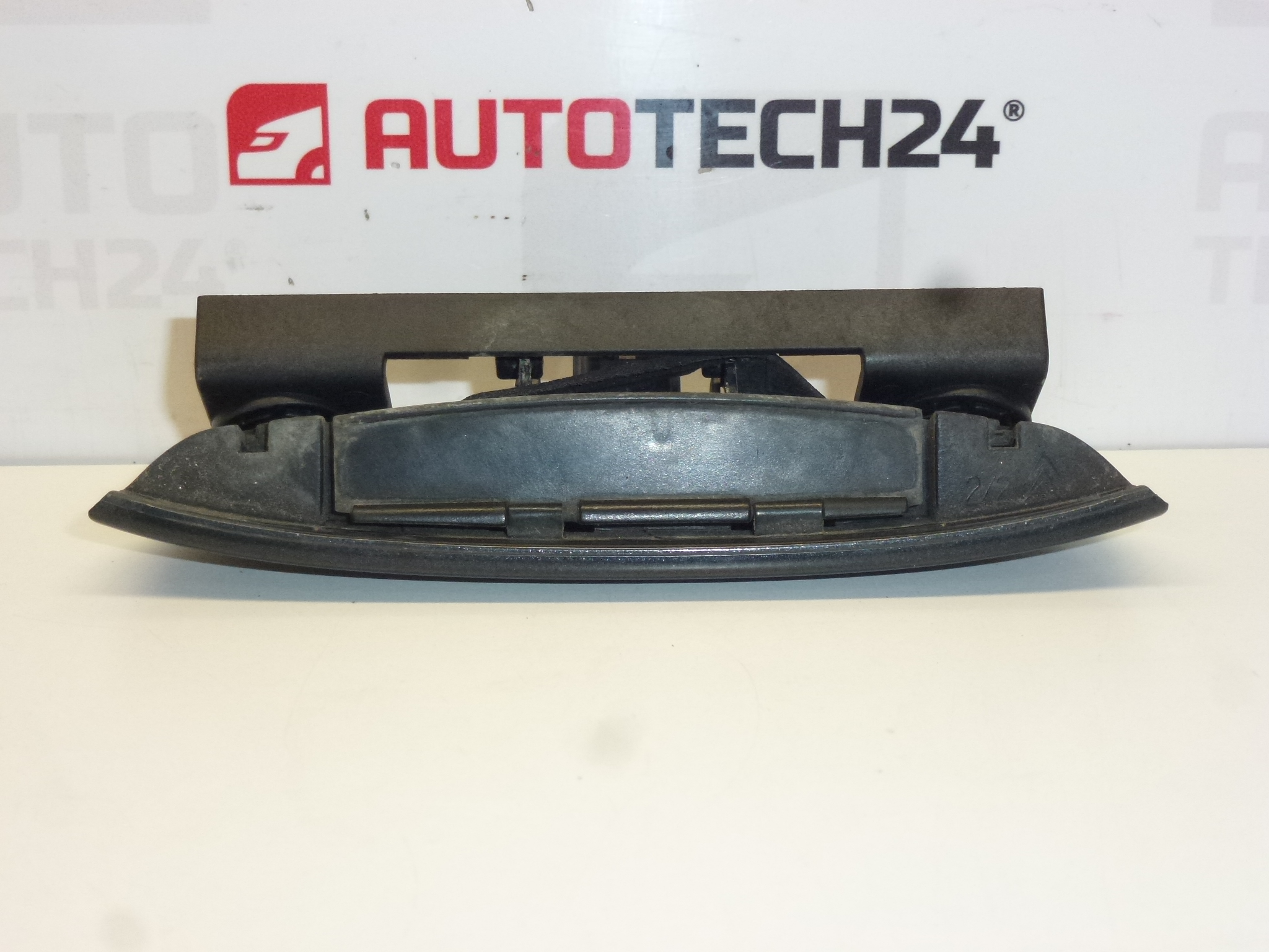 Puxador da bagageira cinza metalizado EYPC Citroën C4 C5 II 9649858777 8726Q8