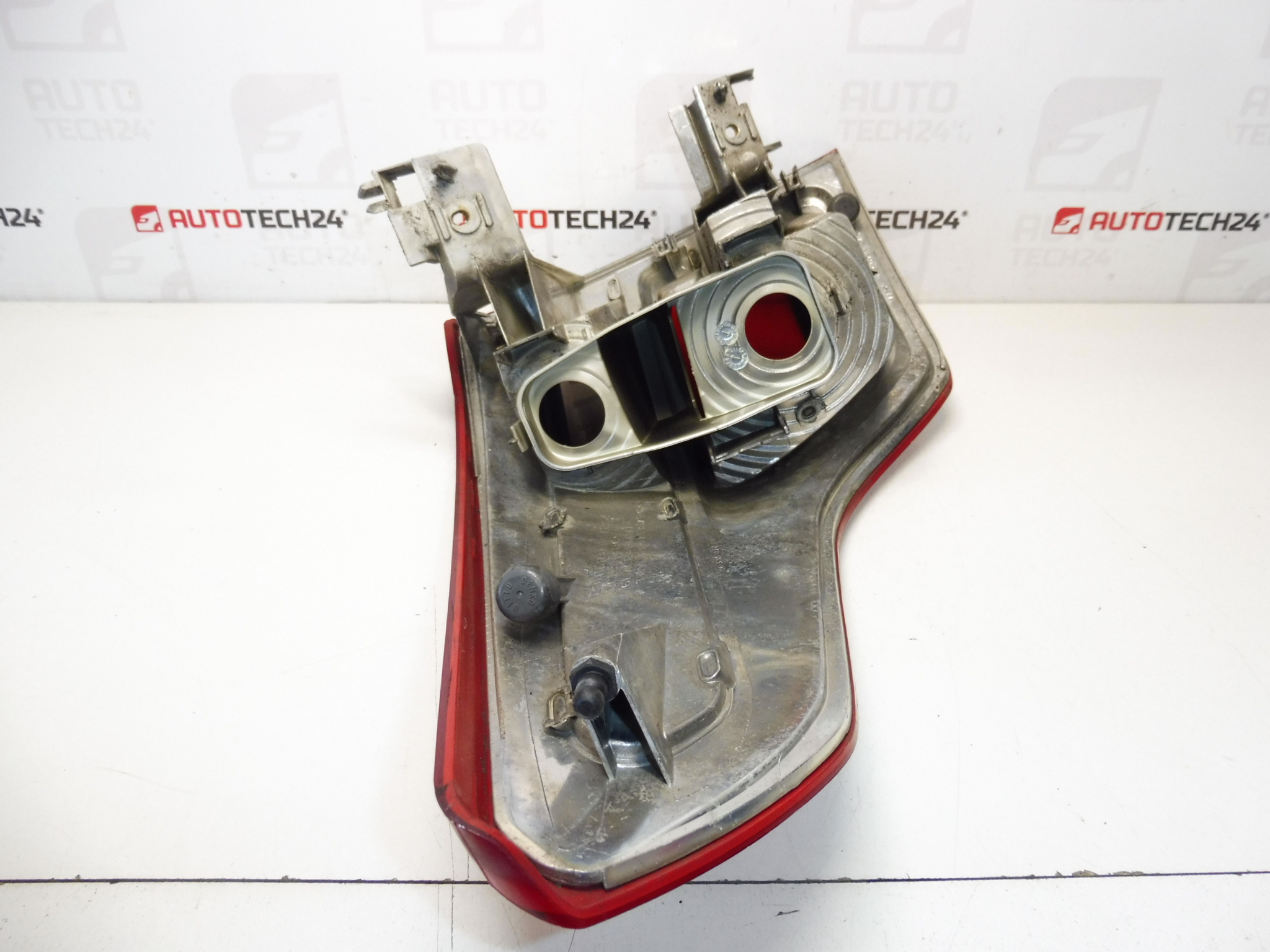 Lanterna traseira direita do para-lama Citroën C4 Picasso 9653547480 6351CA - Image 2