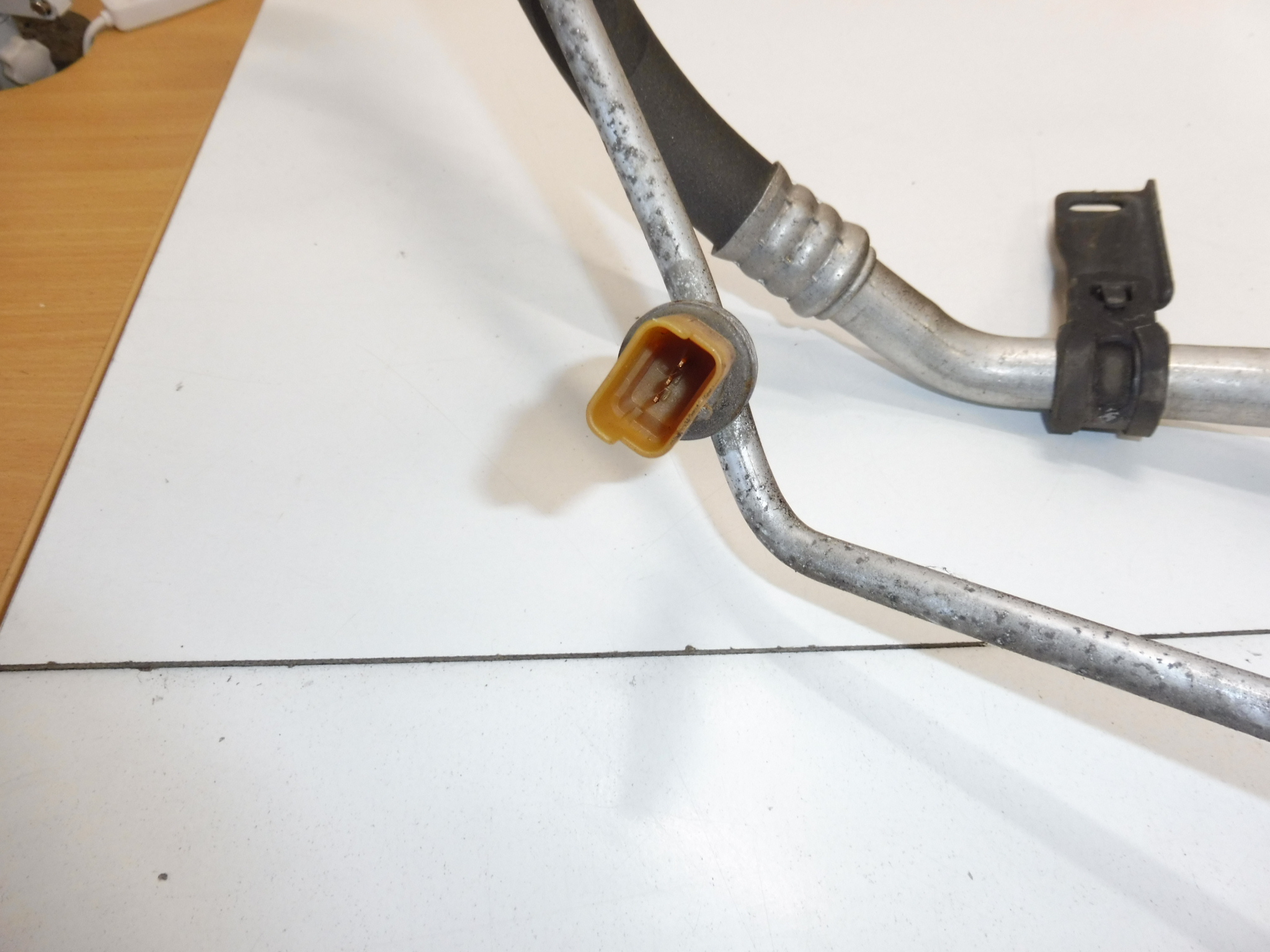 Tubo do ar condicionado Citroën C-Elysée / Peugeot 301 - 9674395180 - Image 2