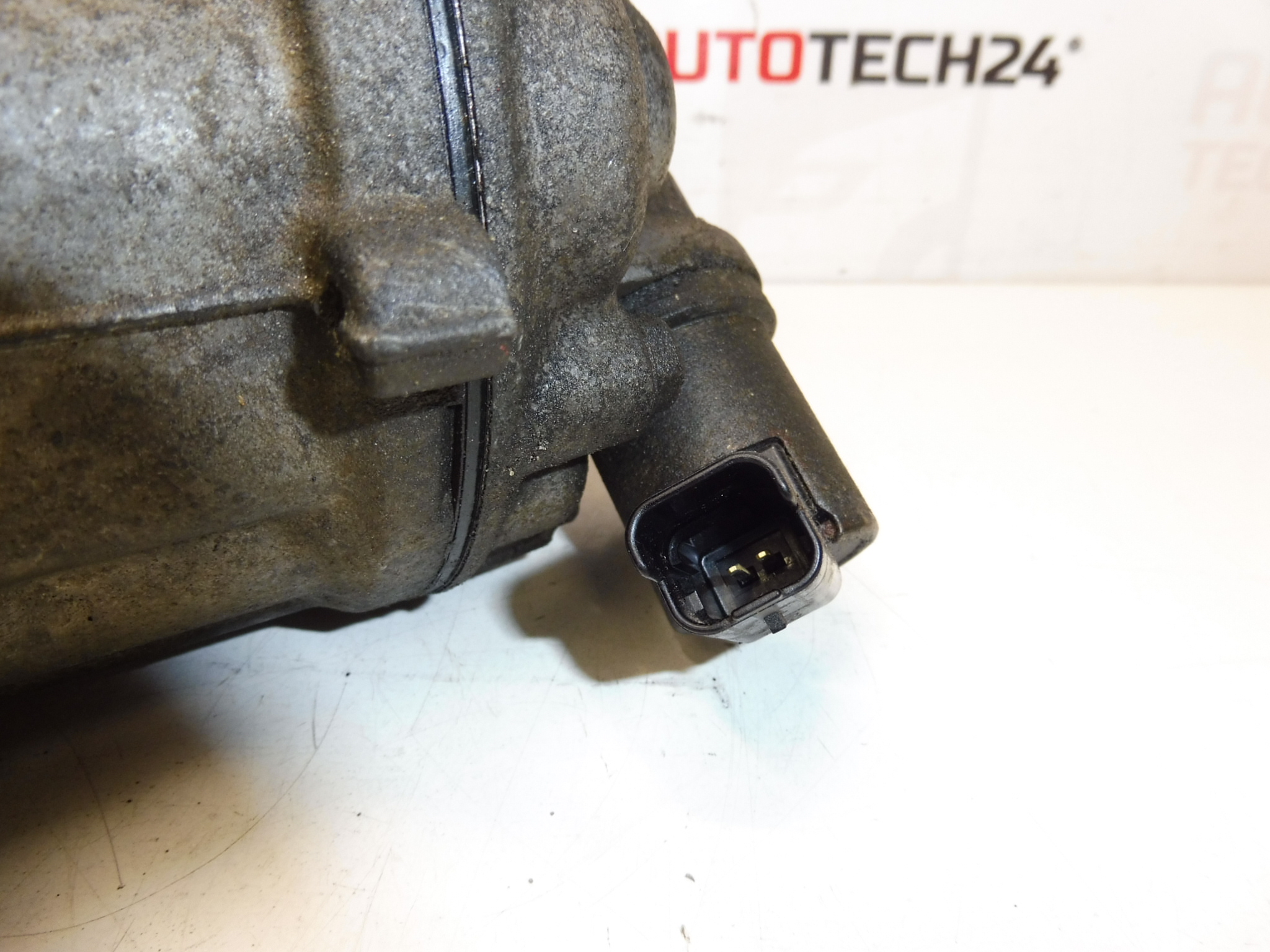 Compressor de ar condicionado usado Sanden SD7C16 1301F 9648138980 6453RE para Peugeot e Citroën (PSA) - Image 2