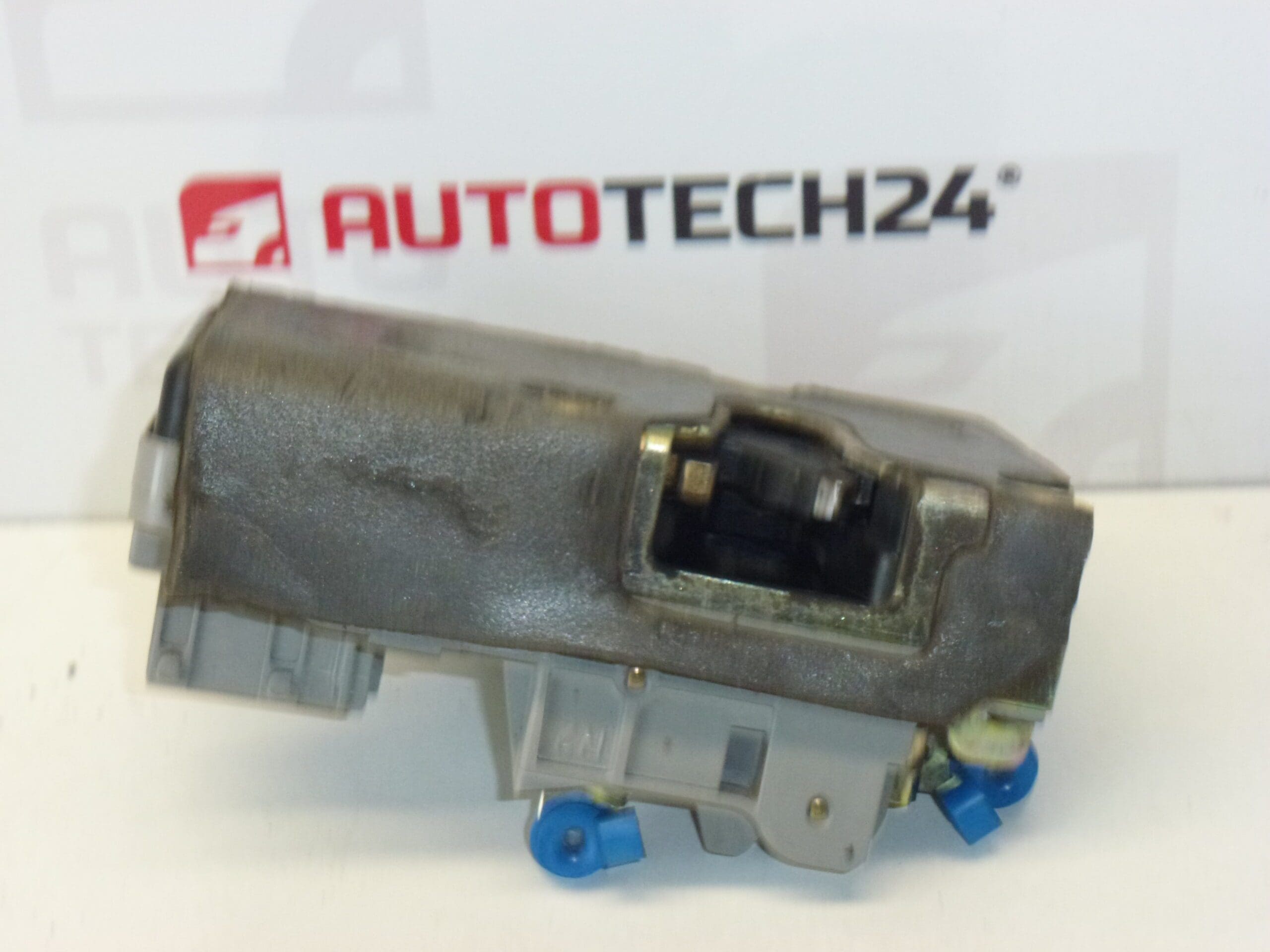 Fechadura da Porta Dianteira Direita Citroën/Peugeot 9136J6 II - Image 2