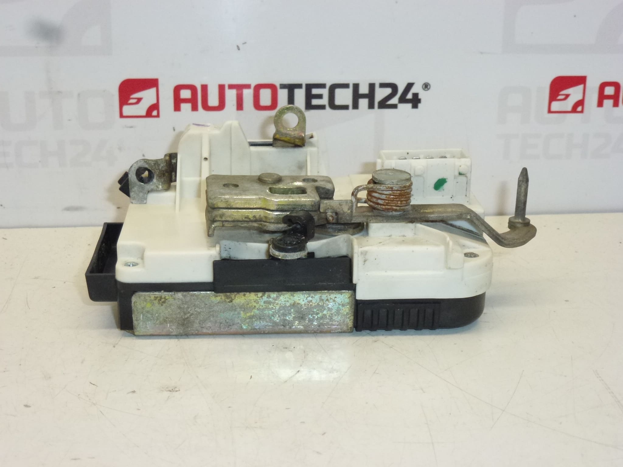 Fechadura Elétrica da Porta Dianteira Esquerda Citroën Peugeot 9135L5 - Image 2