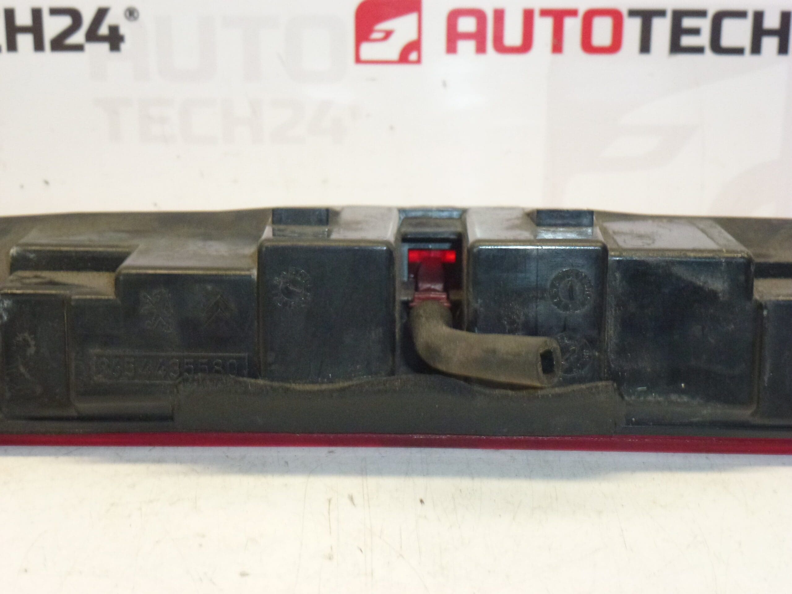 Luz de freio traseira Citroën C4 Picasso 9654435580 968834980 - Image 2