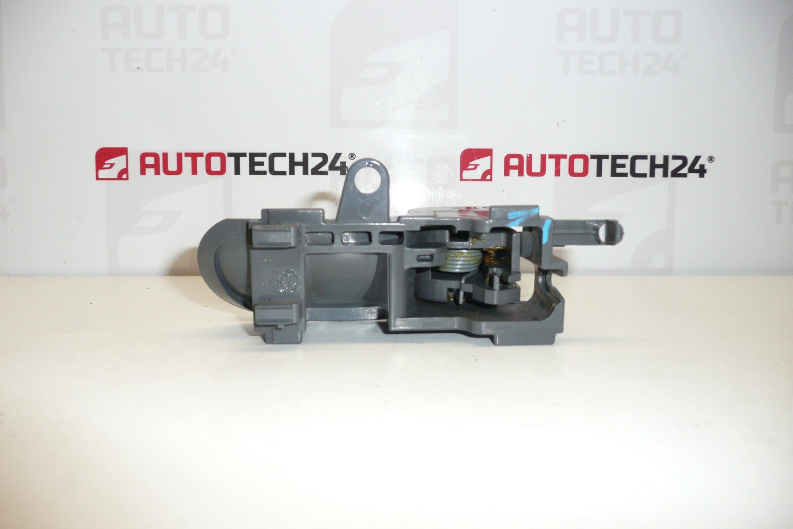 Manivela Interna Esquerda Citroën C1 Peugeot 107 9143K9 - Image 2