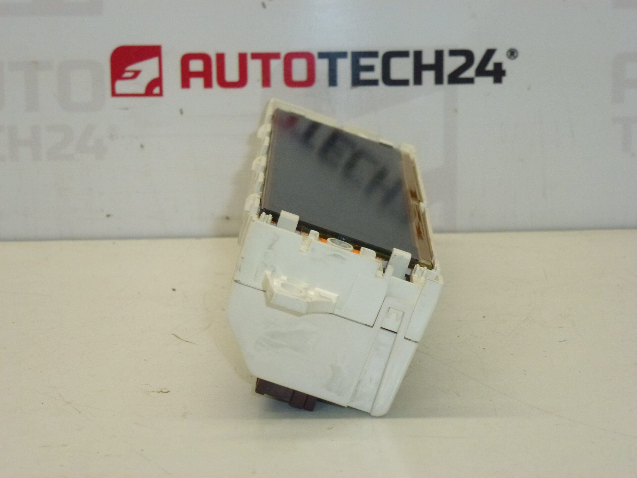 Ecrã do rádio e do computador de bordo Peugeot 307 - 9663230780 - Image 2