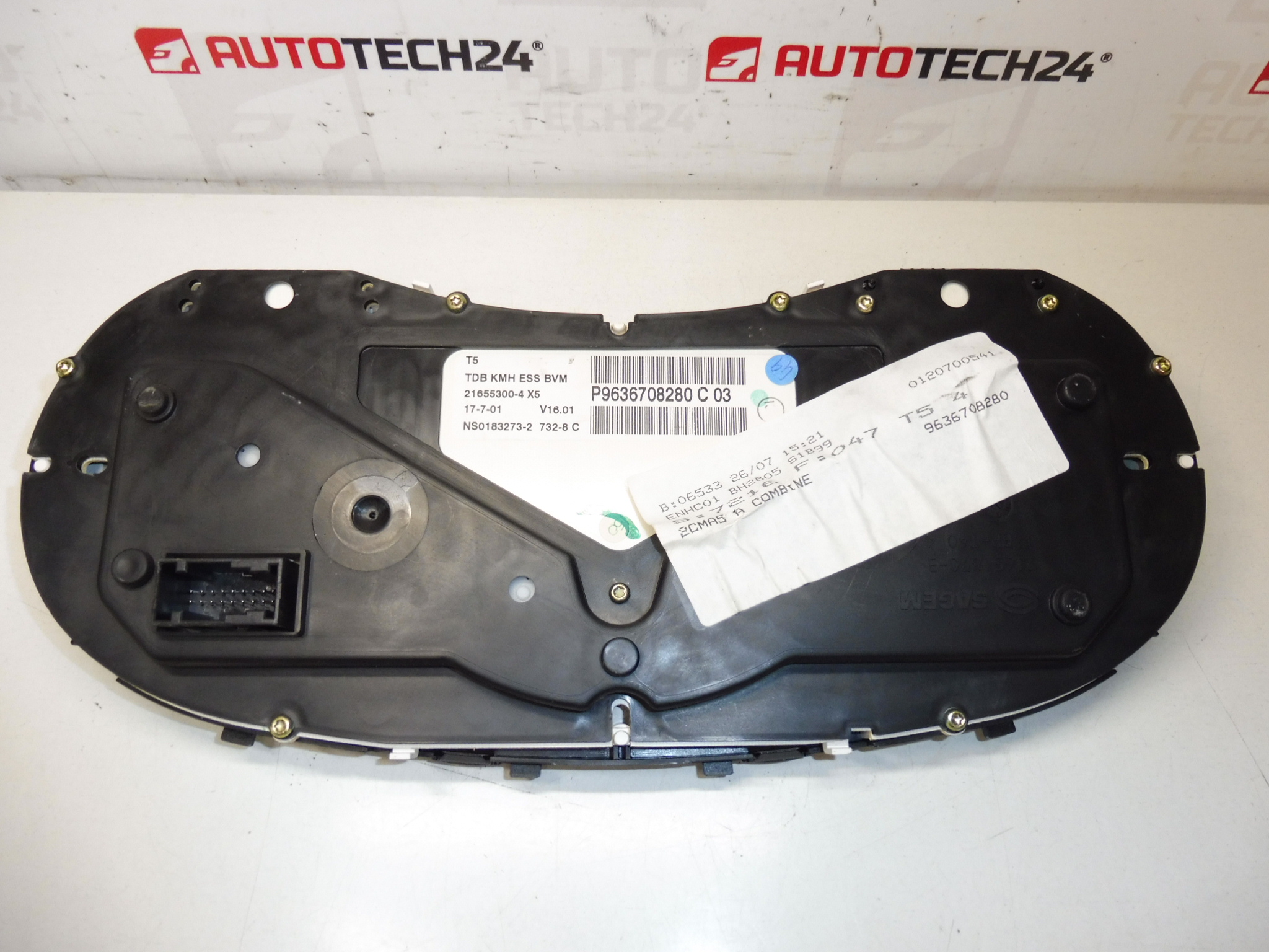 Painel de instrumentos / tacômetro Peugeot 307 — 198.000 km — ref. 9636708280 6103F7 - Image 2