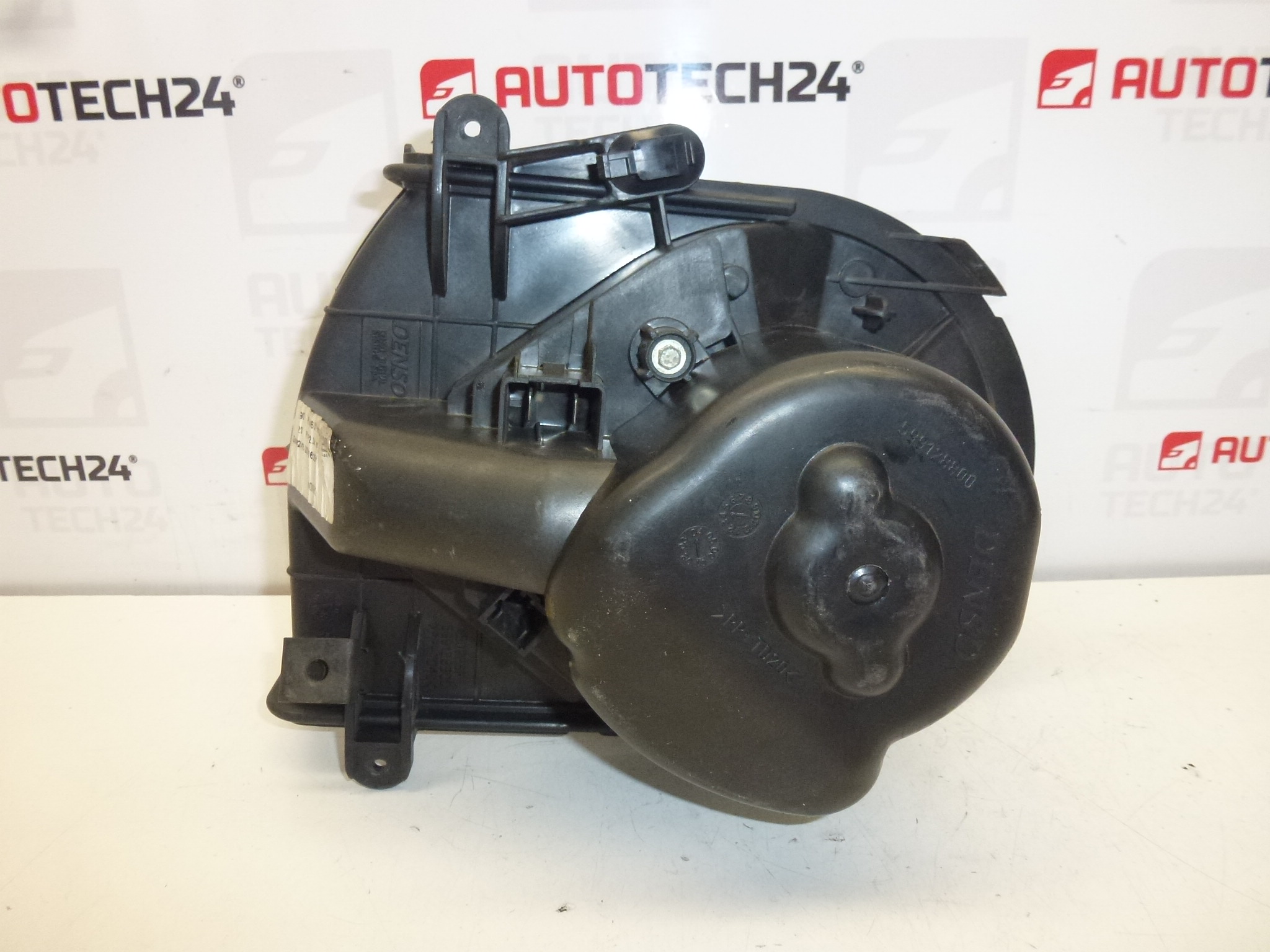 Ventilador De Ar Para Citroën C8 Peugeot 807 1499032080 6441T9 - Image 2