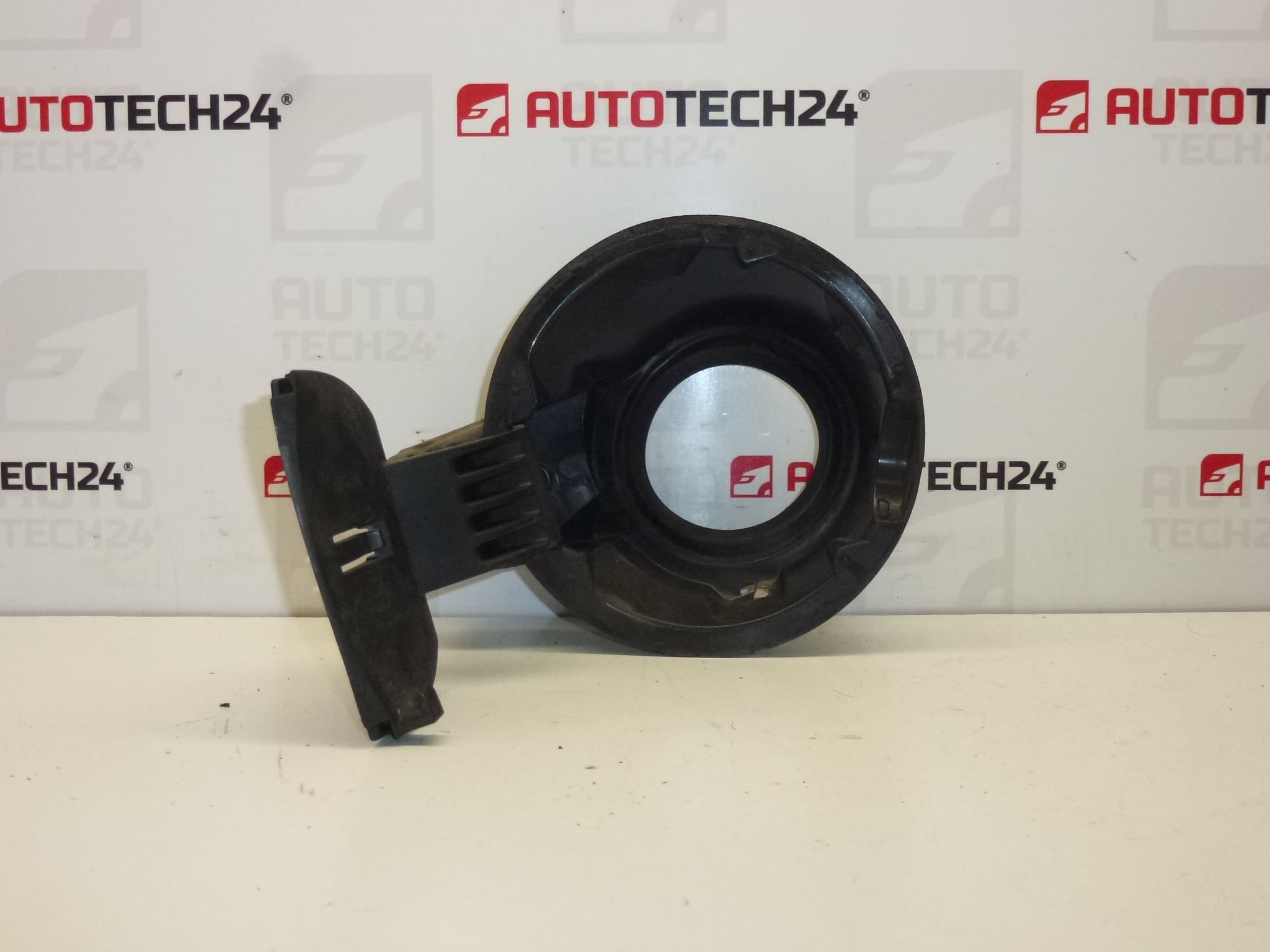 Tampa do tanque Peugeot 207 151896