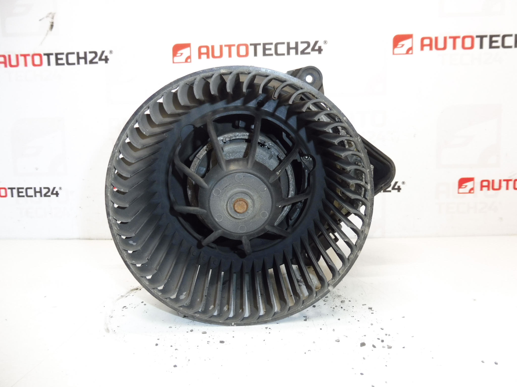 Ventilador De Aquecimento Valeo Citroën Xsara 6441N3 6441K4